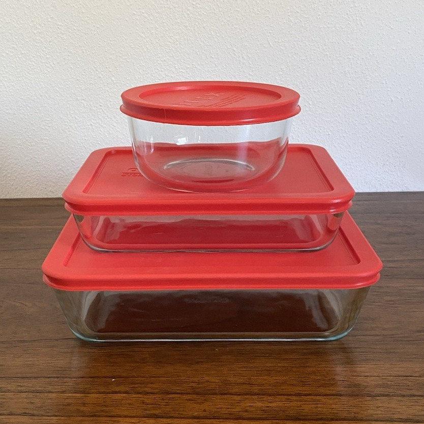Pyrex Rectangle Clear Glass Storage Containers w/ Red Snap Lids 6pc