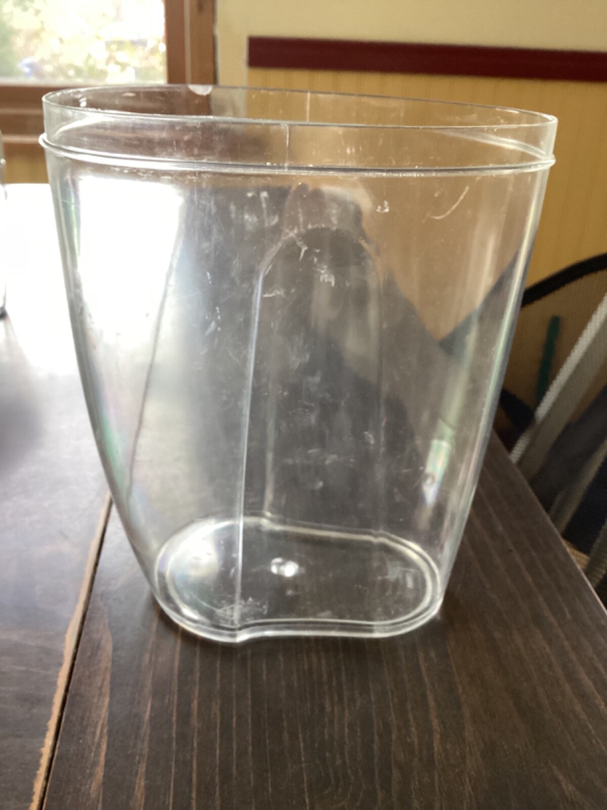 Plastic Pitchers with lids, set of 5, Approx 1 C – 5 1/2 C, Nesting