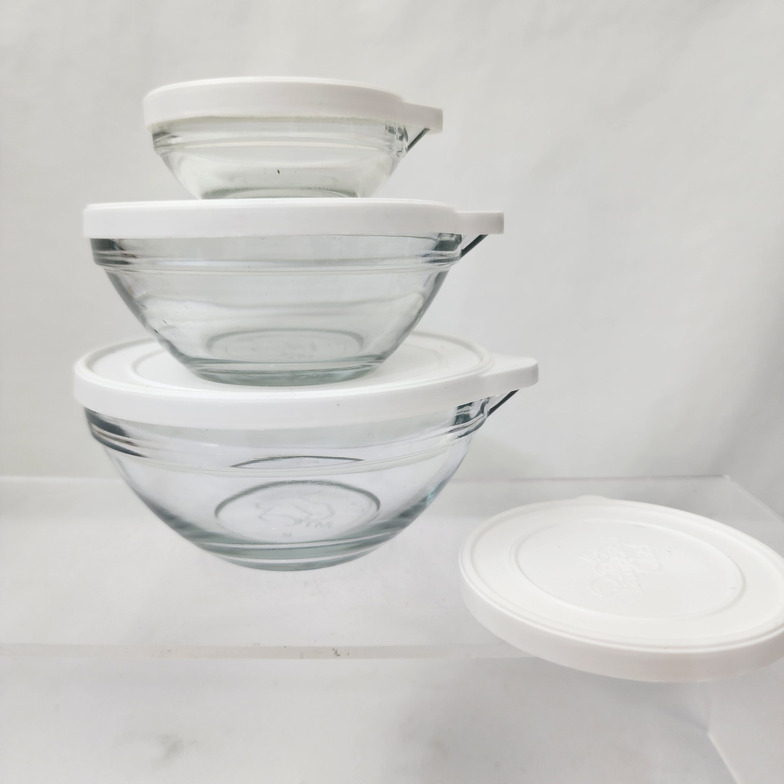 Three Pampered Chef Small Glass Storage Bowls w/White Lids + Additional Lid