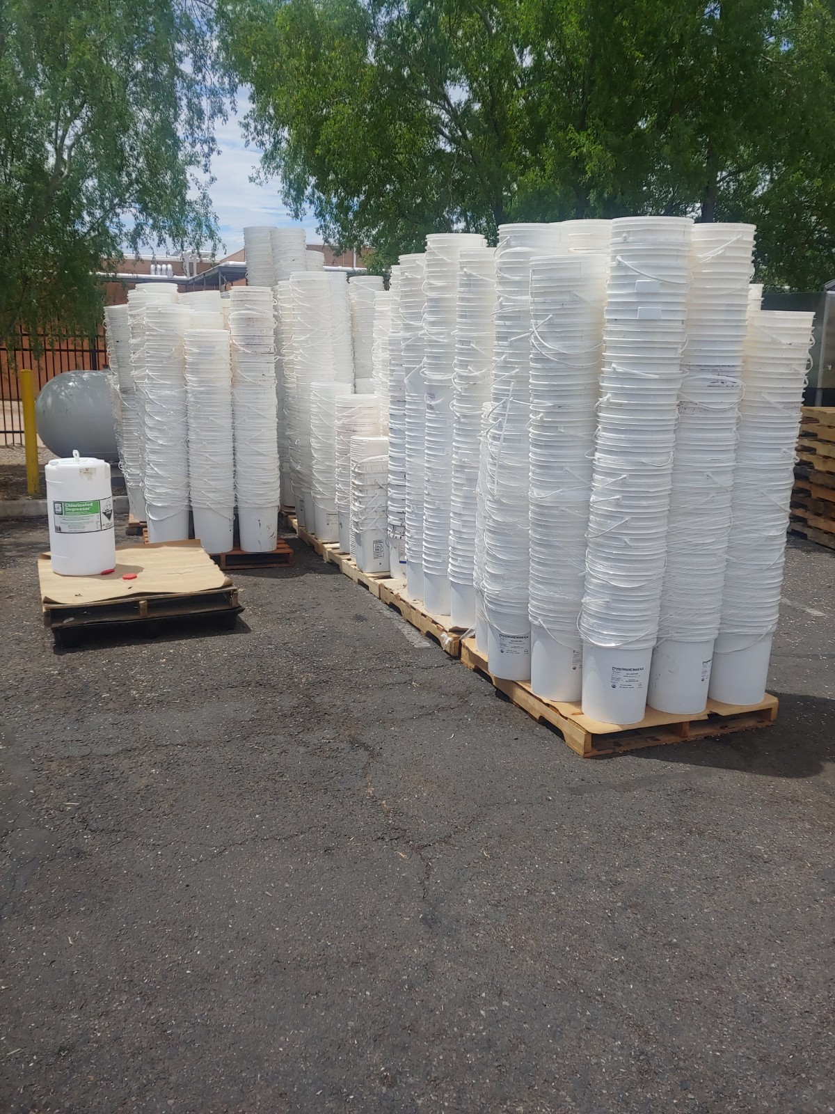 Pallet Of 120 – Durable 90 Mil All Purpose Pail – Food Grade – BPA Free Plastic