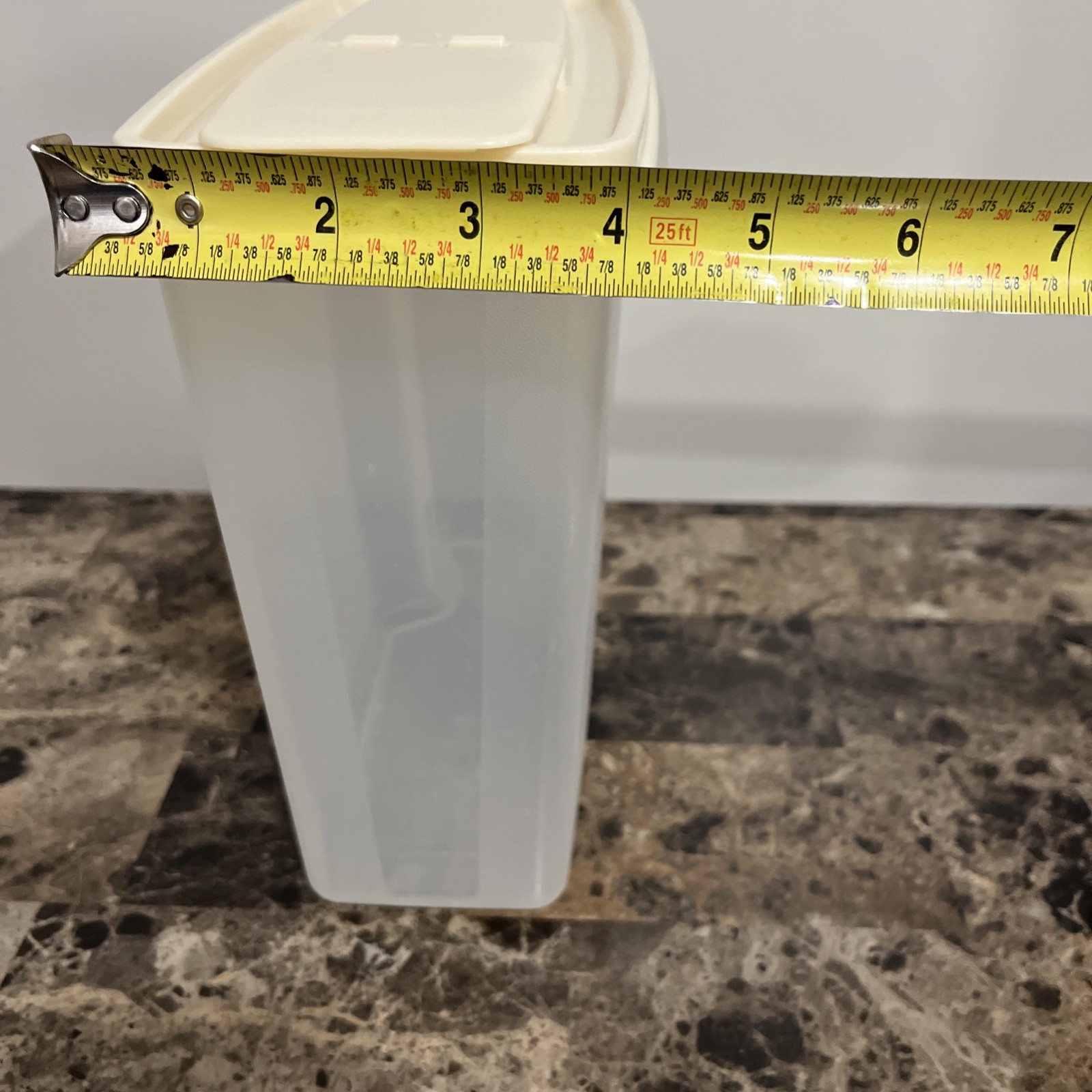 Vintage Rubbermaid Servin Saver #3, 13 Cup Cereal Keeper Sheer With Almond Lid
