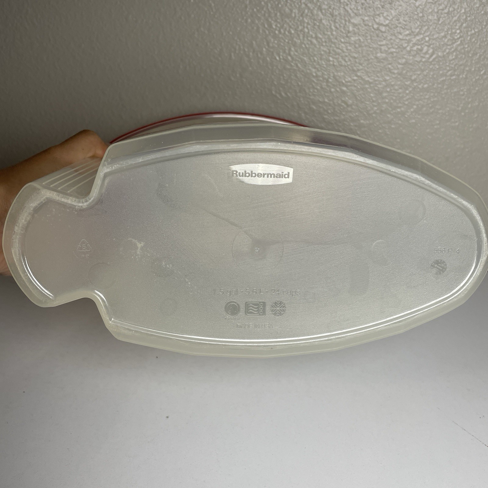 RUBBERMAID 1.5 Gallon Cereal Keeper Food Storage Container Pour Lid