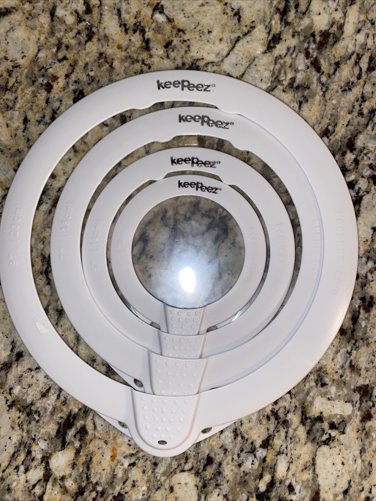 Keepeez Pack Of 4 Vacuum Sealing Bowl Covers Sizes 4”, 5”, 7”, 9” Preowned Unuse