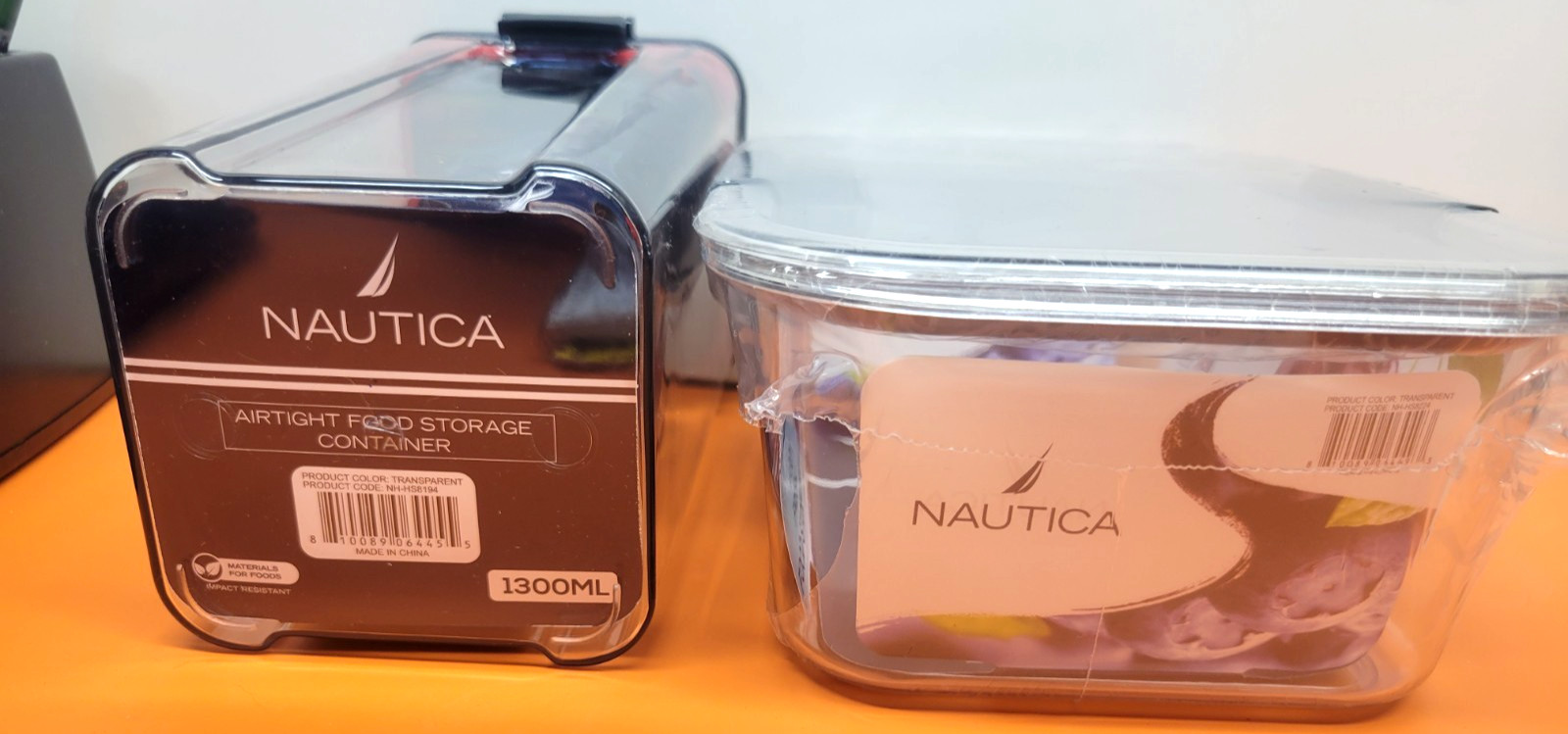 2 PIECE NAUTICA NON-TOXIC AIR-TIGHT FOOD STORAGE CONTAINERS NEW