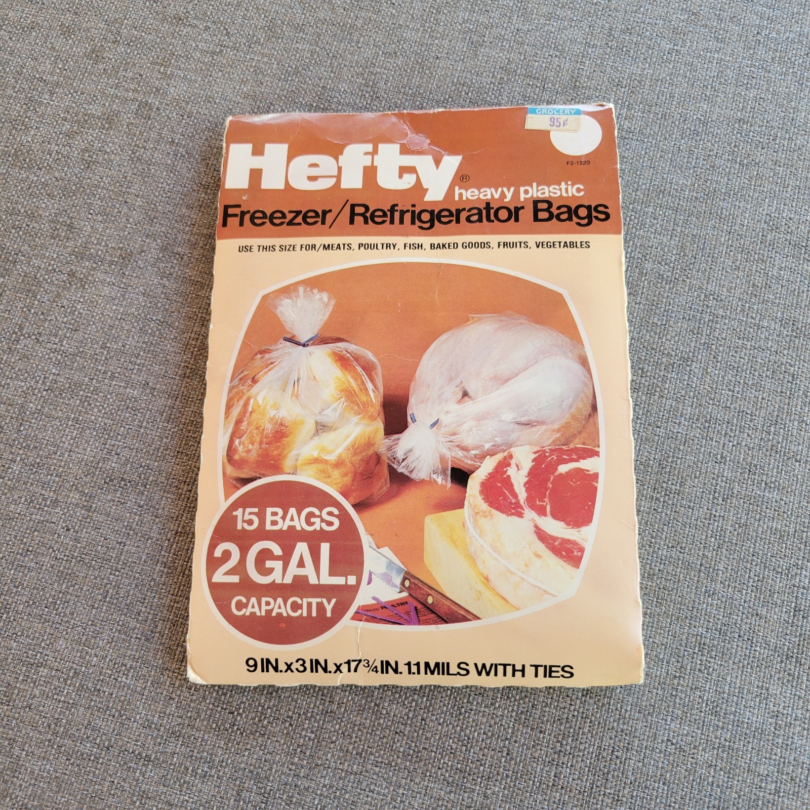Vintage Hefty Freezer Refrigerator Bags 1977 12 Count 9x3x17.75″