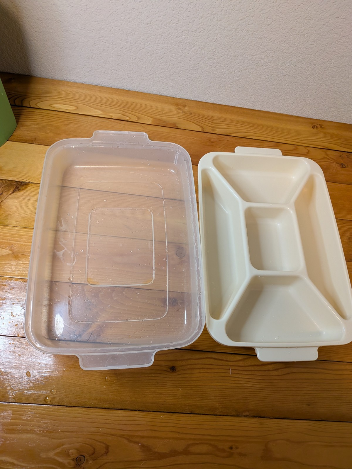 Vintage Rubbermaid Servin Saver 5 Compartment Party Tray Almond Beige 0833 0822