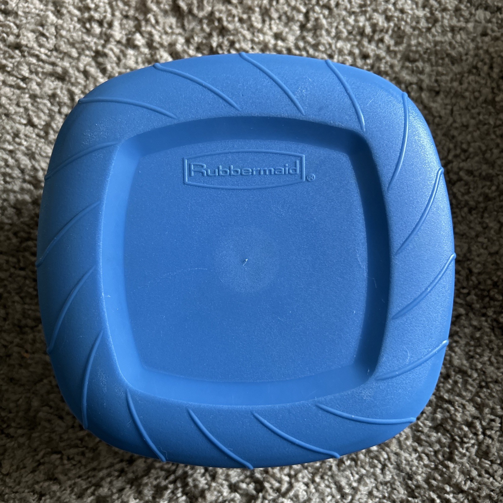 Rubbermaid Servin Saver Vintage 553R 1.2 Qt Blue EZ Open Lid