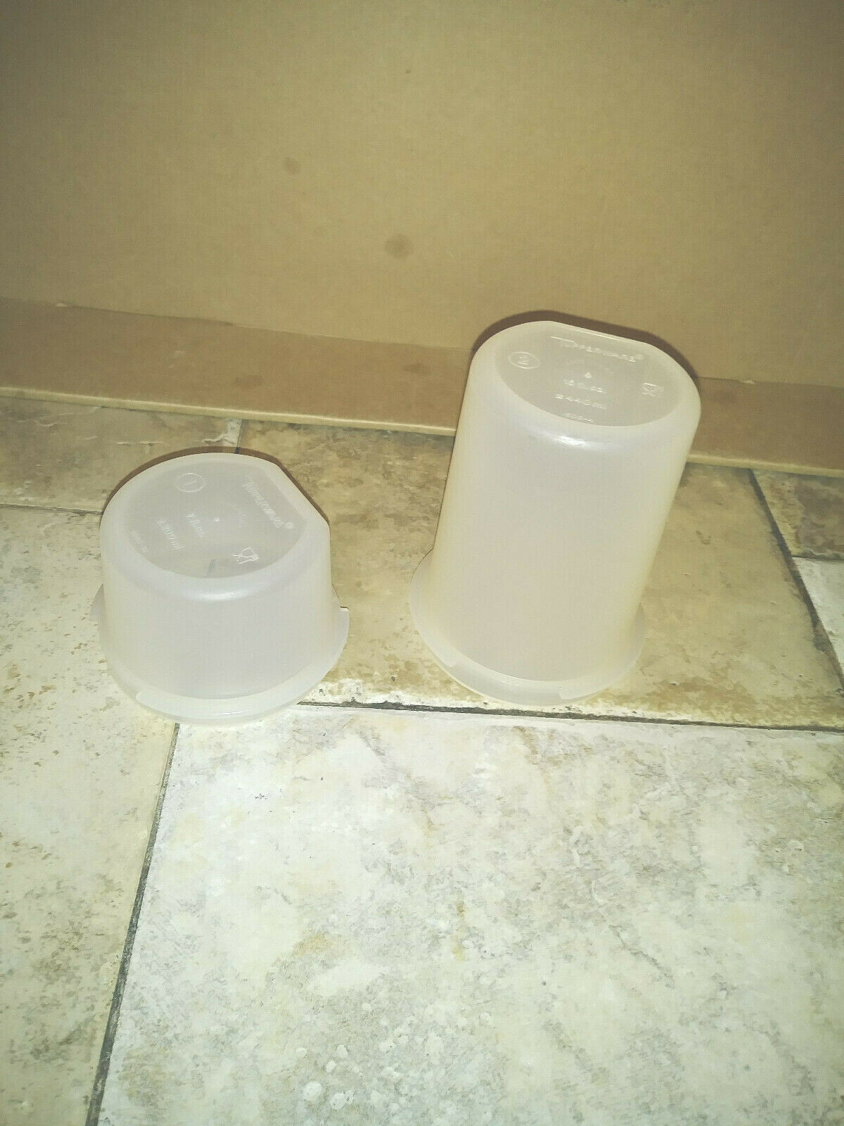 TUPPERWARE REPLACEMENT MODULAR MATES CONTAINERS 1605 & 1606 NO LIDS 4 1/2& 2 1/2