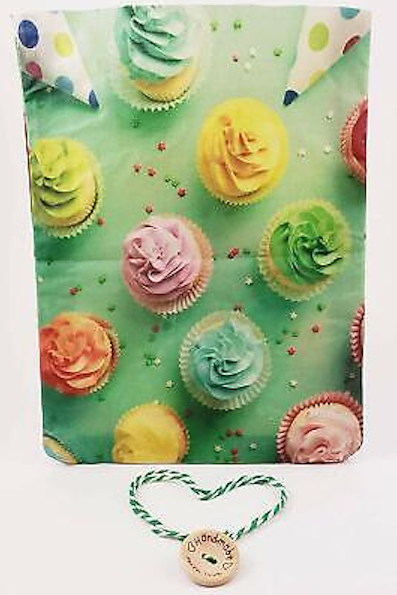Beeswax Reusable Snack Bag Sandwich Bag Organic Cotton Handmade Cupcakes Pattern