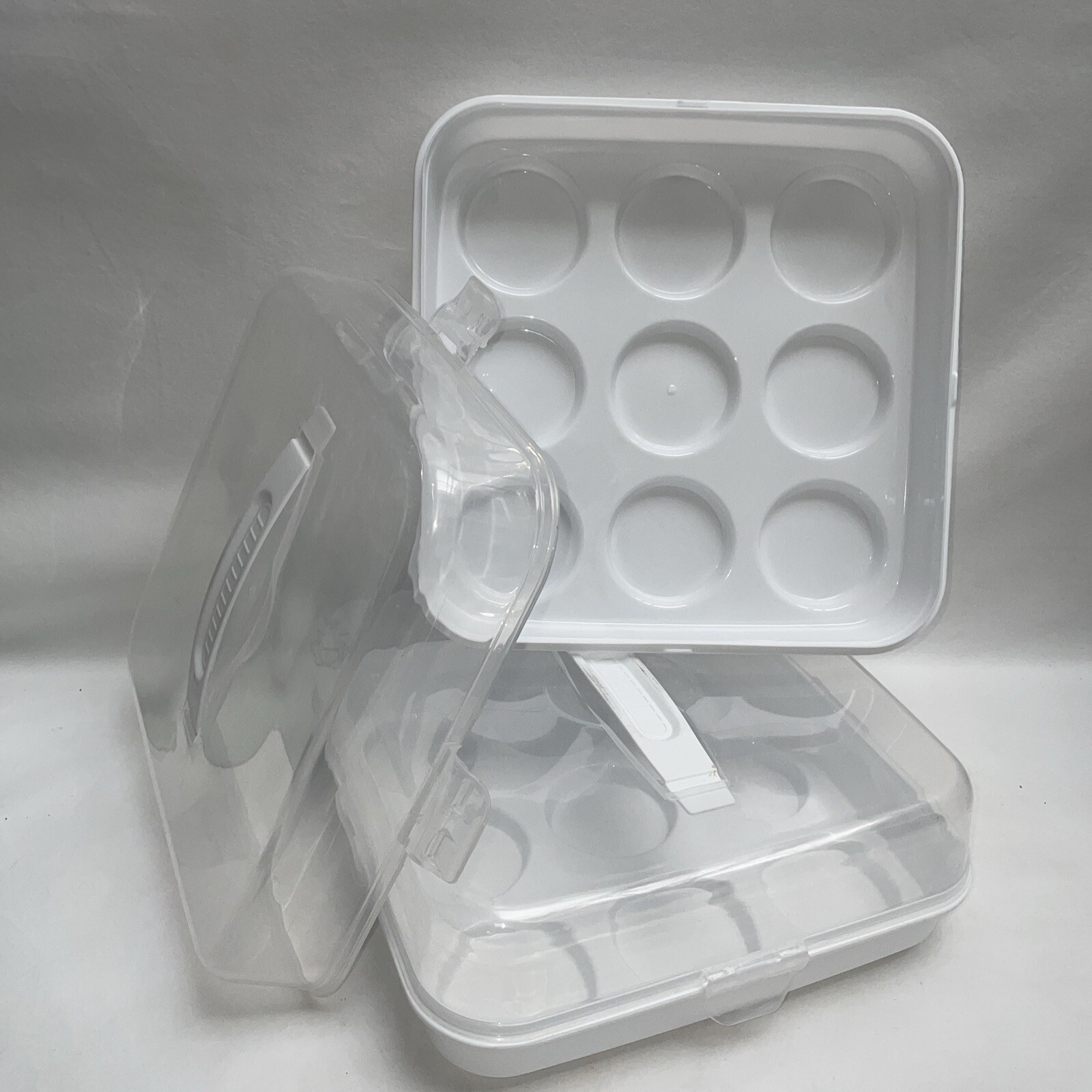 Muffin Carrier Reusable White Cupcake Container Caddy Lid and Handle BPA-FREE(2)