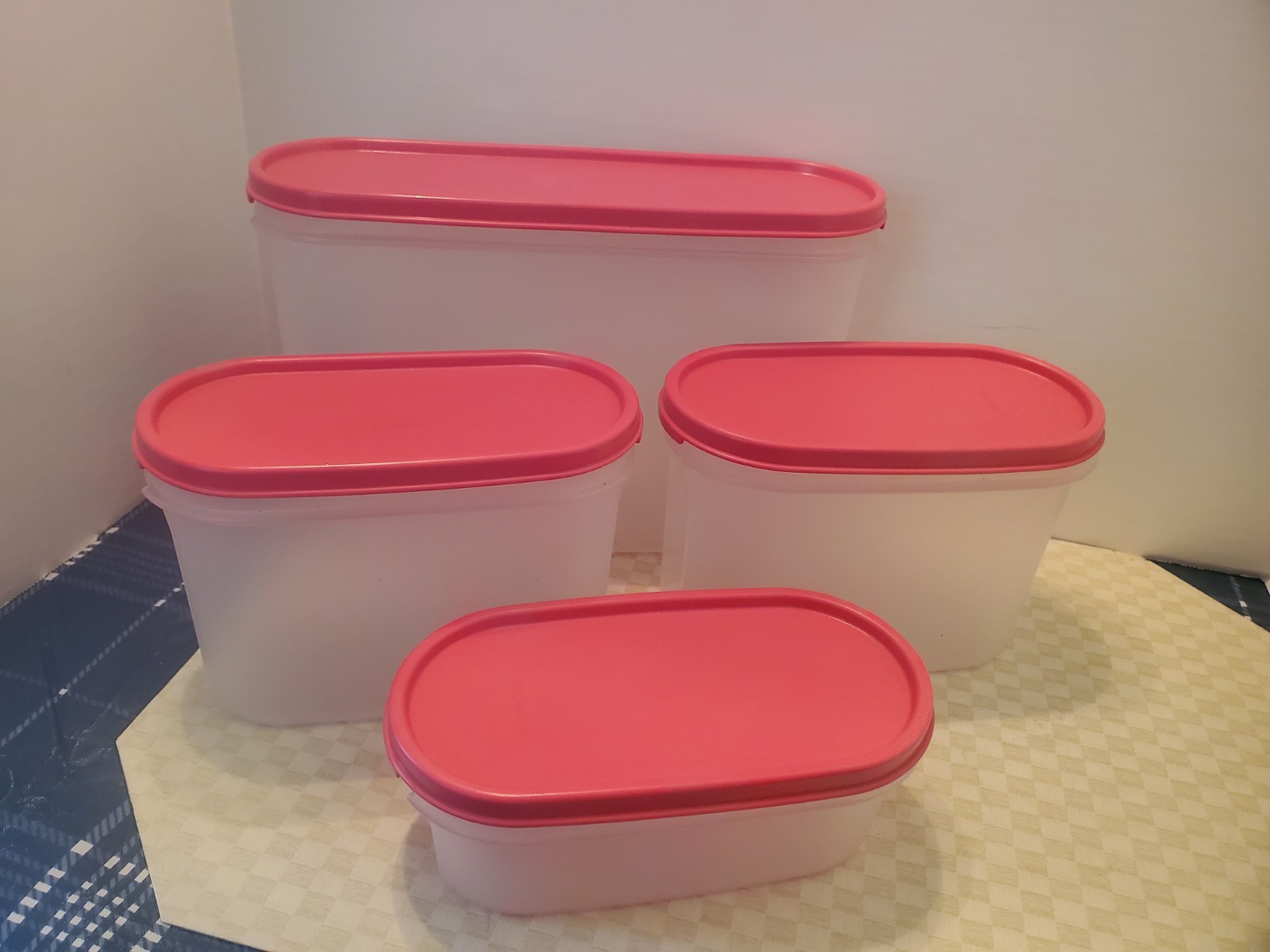 TUPPERWARE Pink Hot Pink Modular Mates Oval Set 8 pcs Containers & Lids New