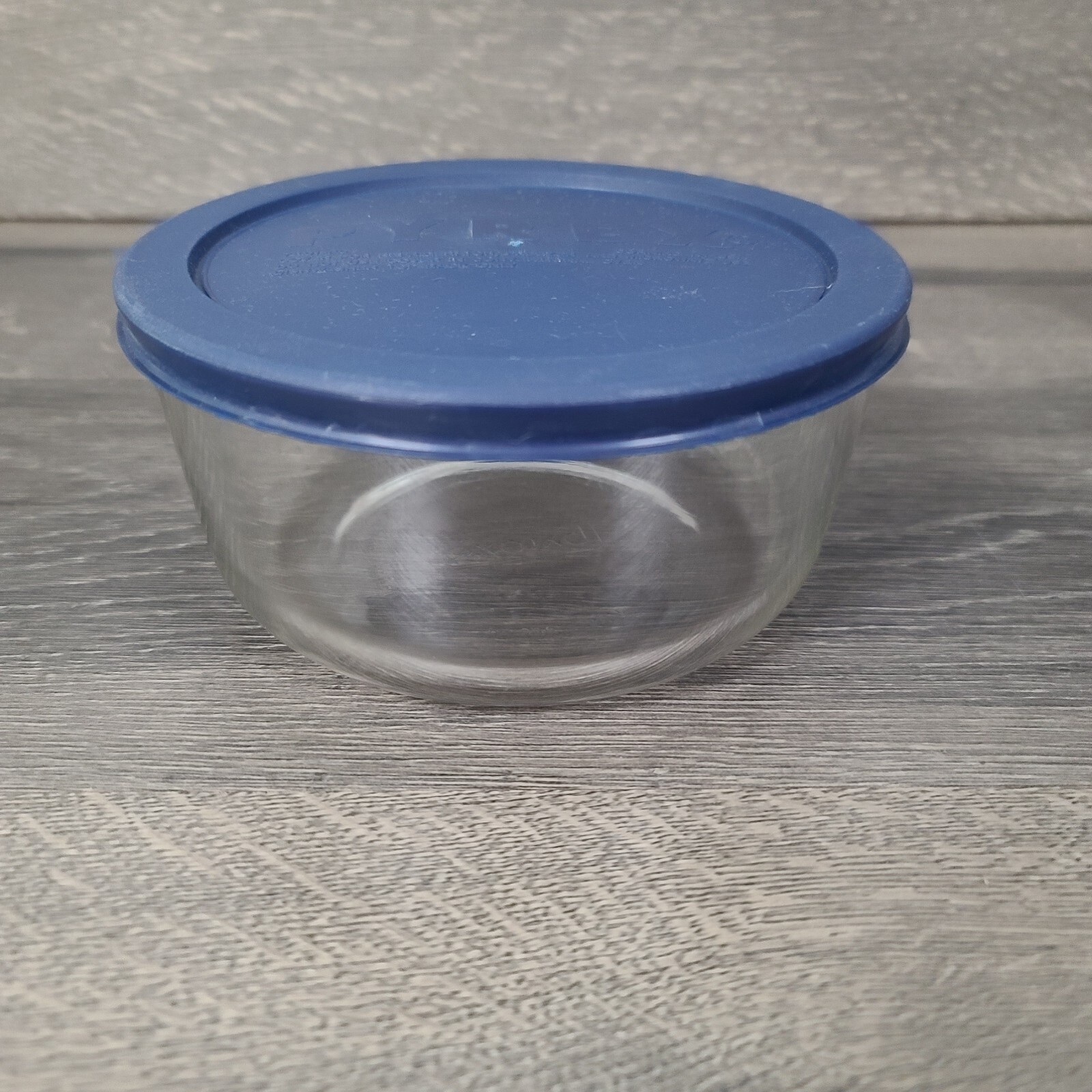 Pyrex 7201 1-Qt and 7200 2-Cups Glass Food Storage Bowls Bundle with Blue Lids
