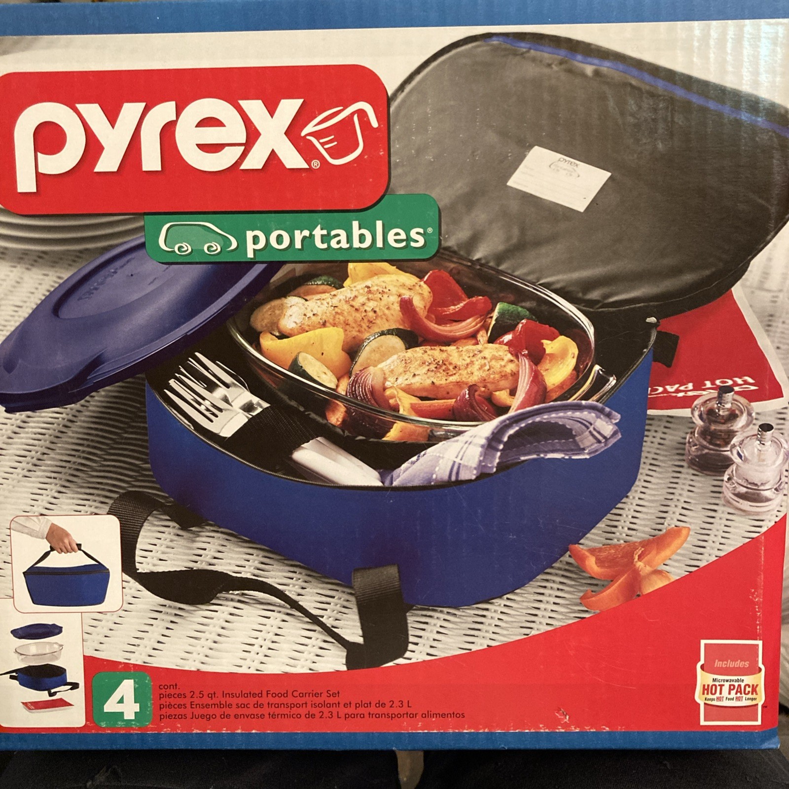 Pyrex Portables 4 Pc Insulated Food Carrier Set 2.5 Qt Dish Lid Carry Bag SEALED