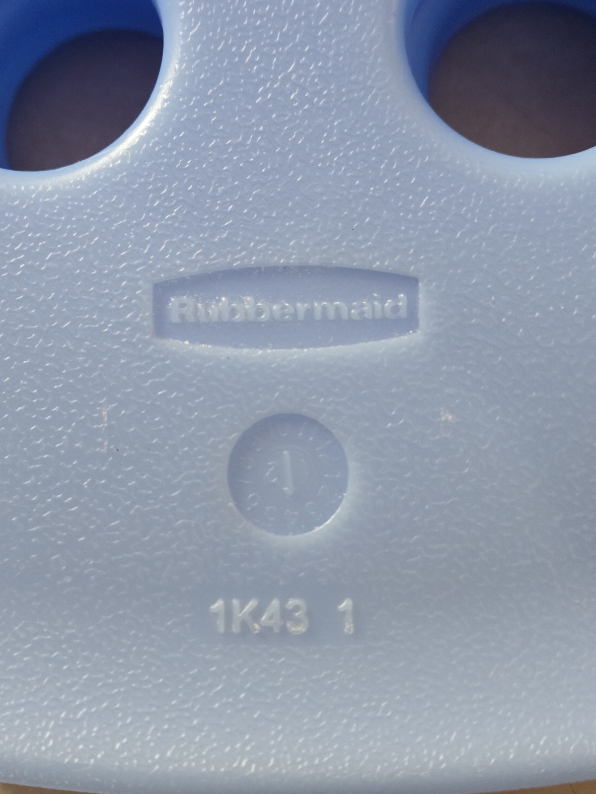 Rubbermaid Blue Ice Pack Easy Find Lids Compatible 1K43 Set Of 2