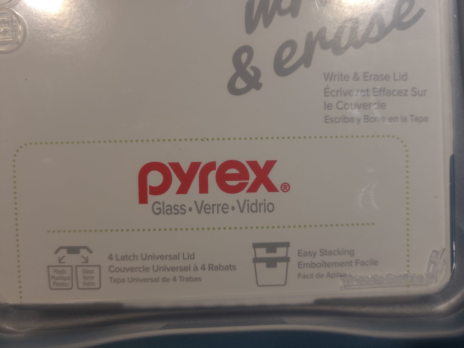 LOT OF 2 Snapware Total Solution 6-Cup Pyrex Glass Storage Container with Lid