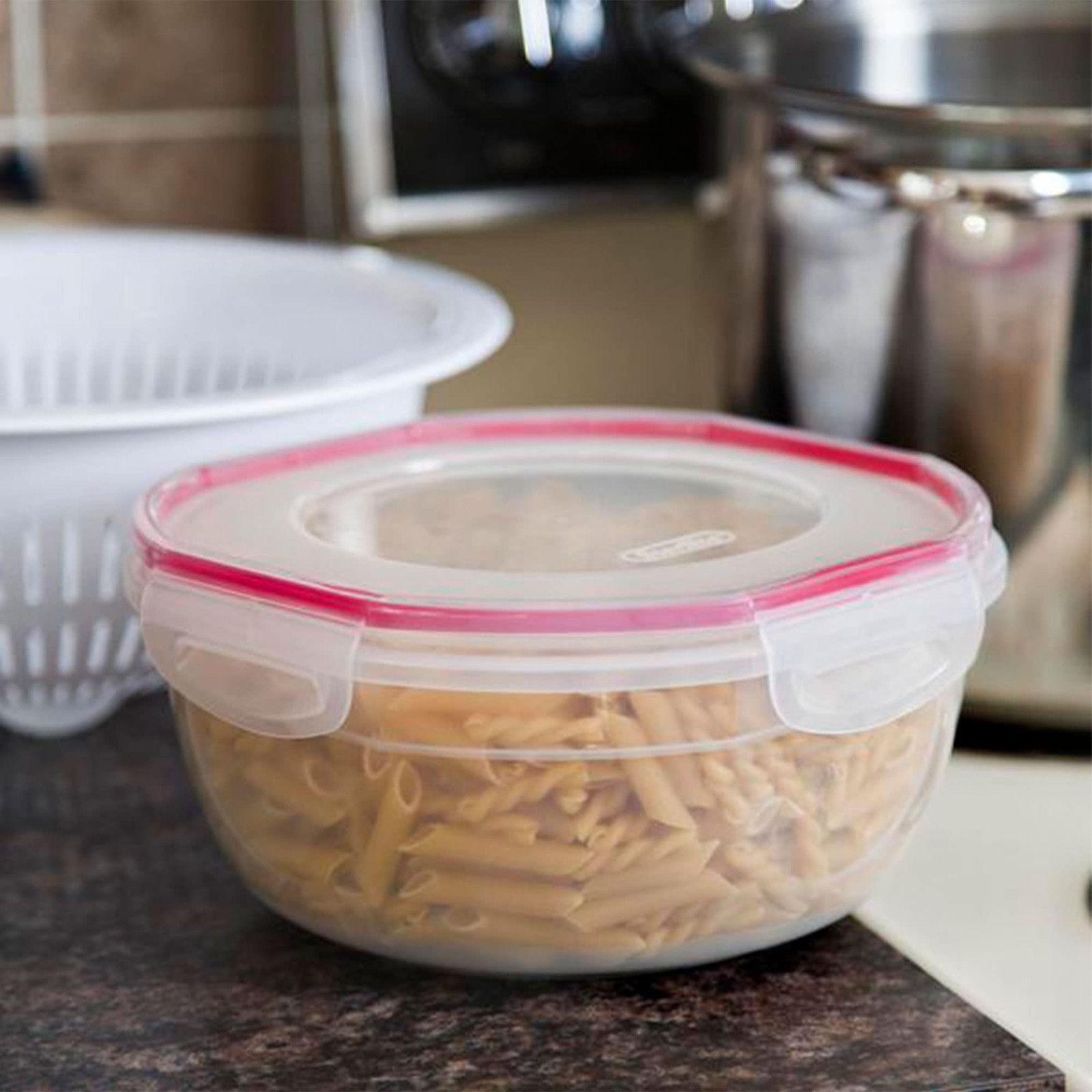 STERILITE Rocket Red Sterilite Plus Ultra Seal Latching Bowl, 4.7 Quart,