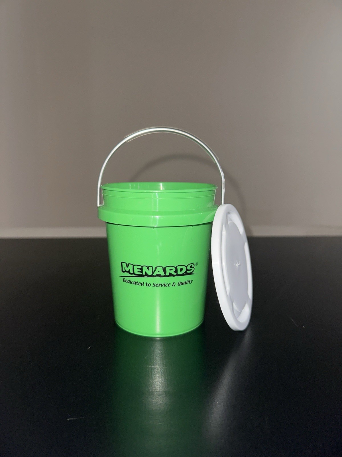 NEW! Menards 400mL Mini Paint Pail Bucket W/ Lid & Steel Handle