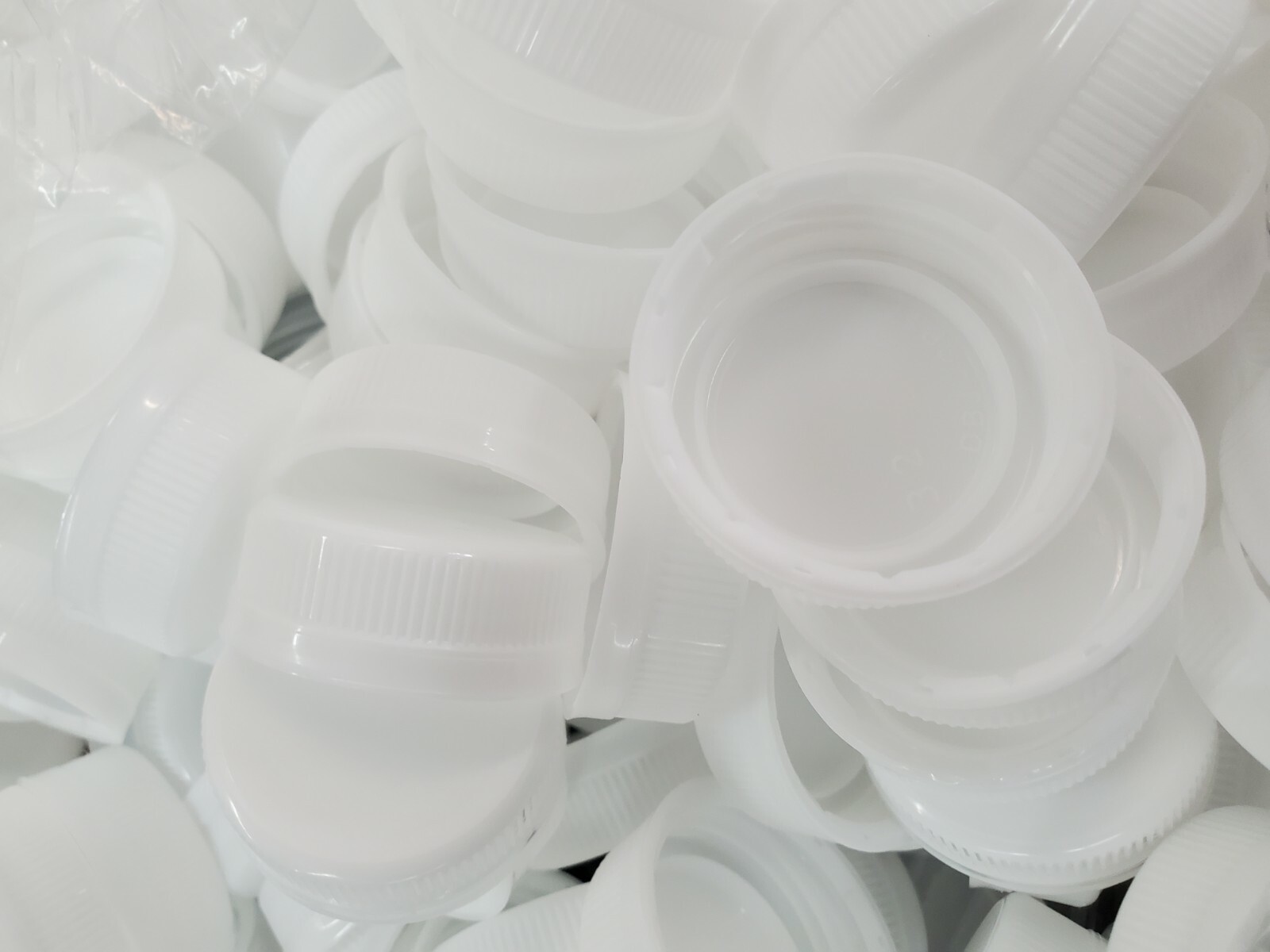 (348) 8oz Clear Plastic Juice Bottles with White Caps👑