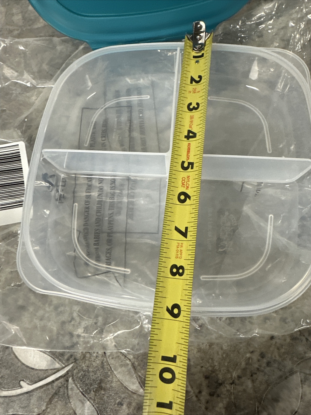 Lock N Lock Divided Food Storage Container W/Green Snap Lid 4 Divides Vent 1.4qt