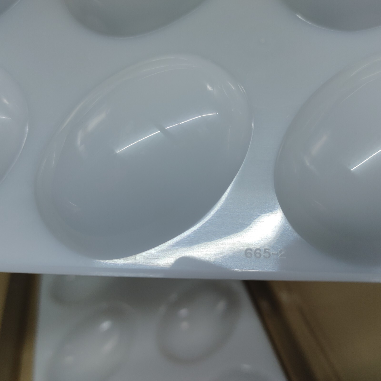 Tupperware 723-2 Tan Beige Deviled Egg Keeper Container Trays 665-2 Lid 722-1