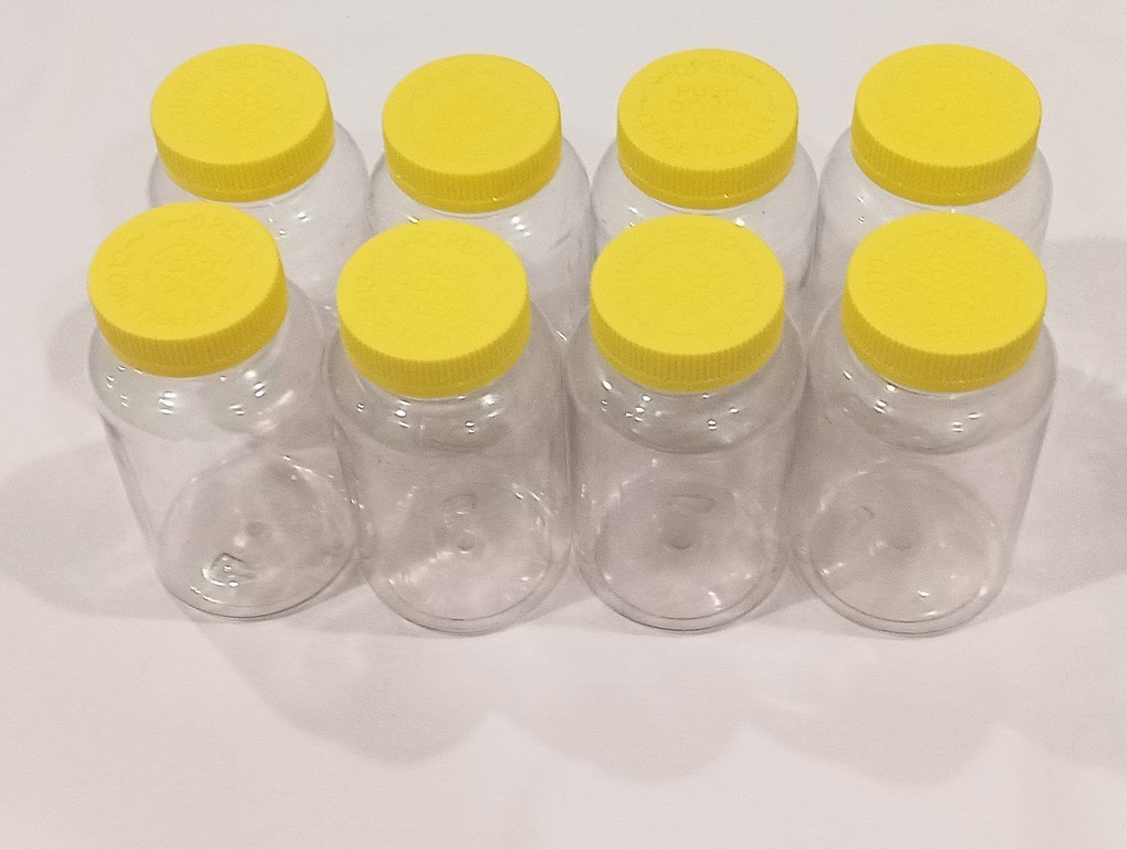 18 oz Plastic Jars W/ Leak Proof Lid Lot of 8 Food Craft Storage Clear Container