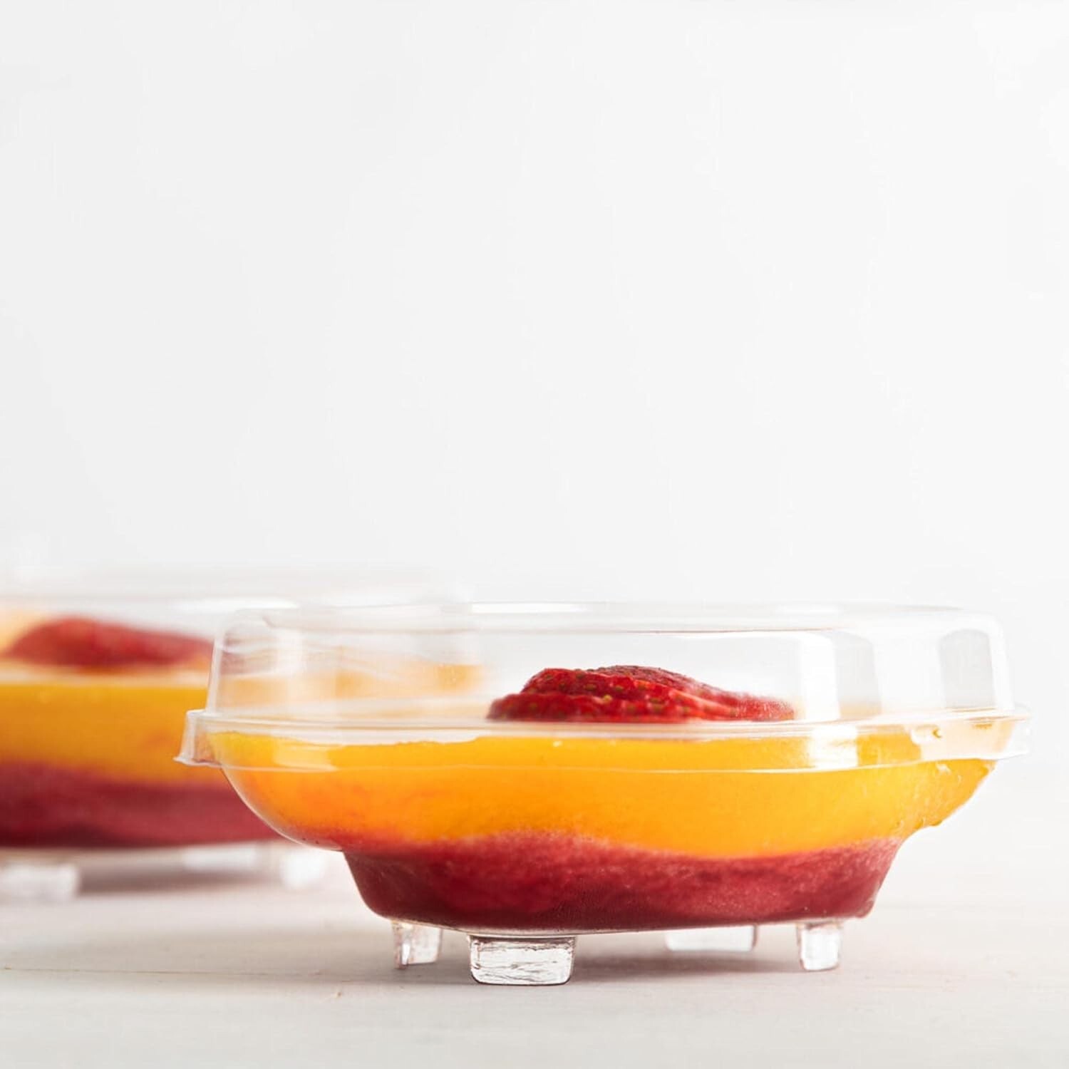 5oz Disposable Boat Shaped Clear Plastic Dessert Containers with Dome Lids 10pcs