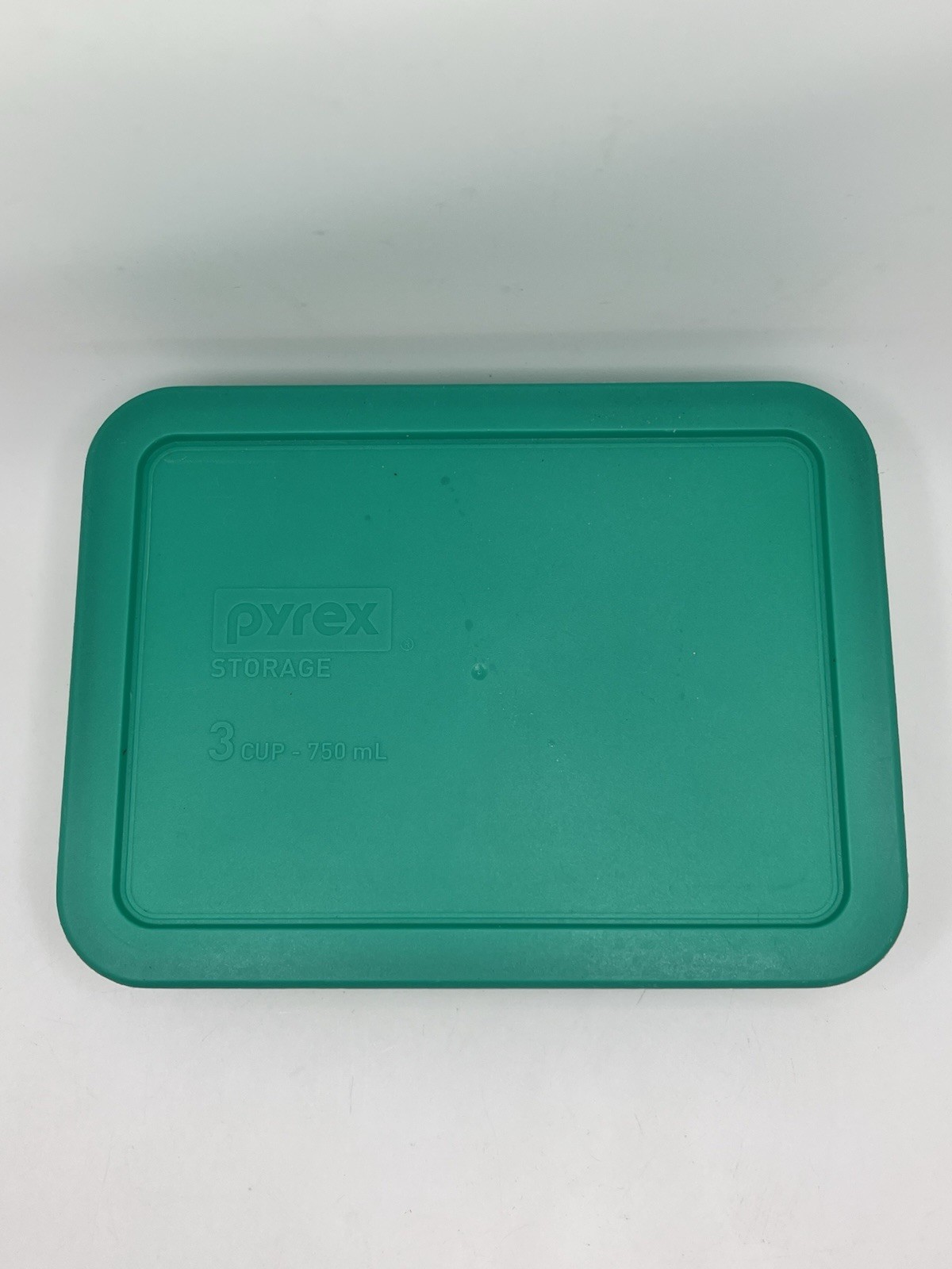 Pyrex 7210-H Rectangle Clear Glass 3-Cup Storage Dish With Green / Teal Lid
