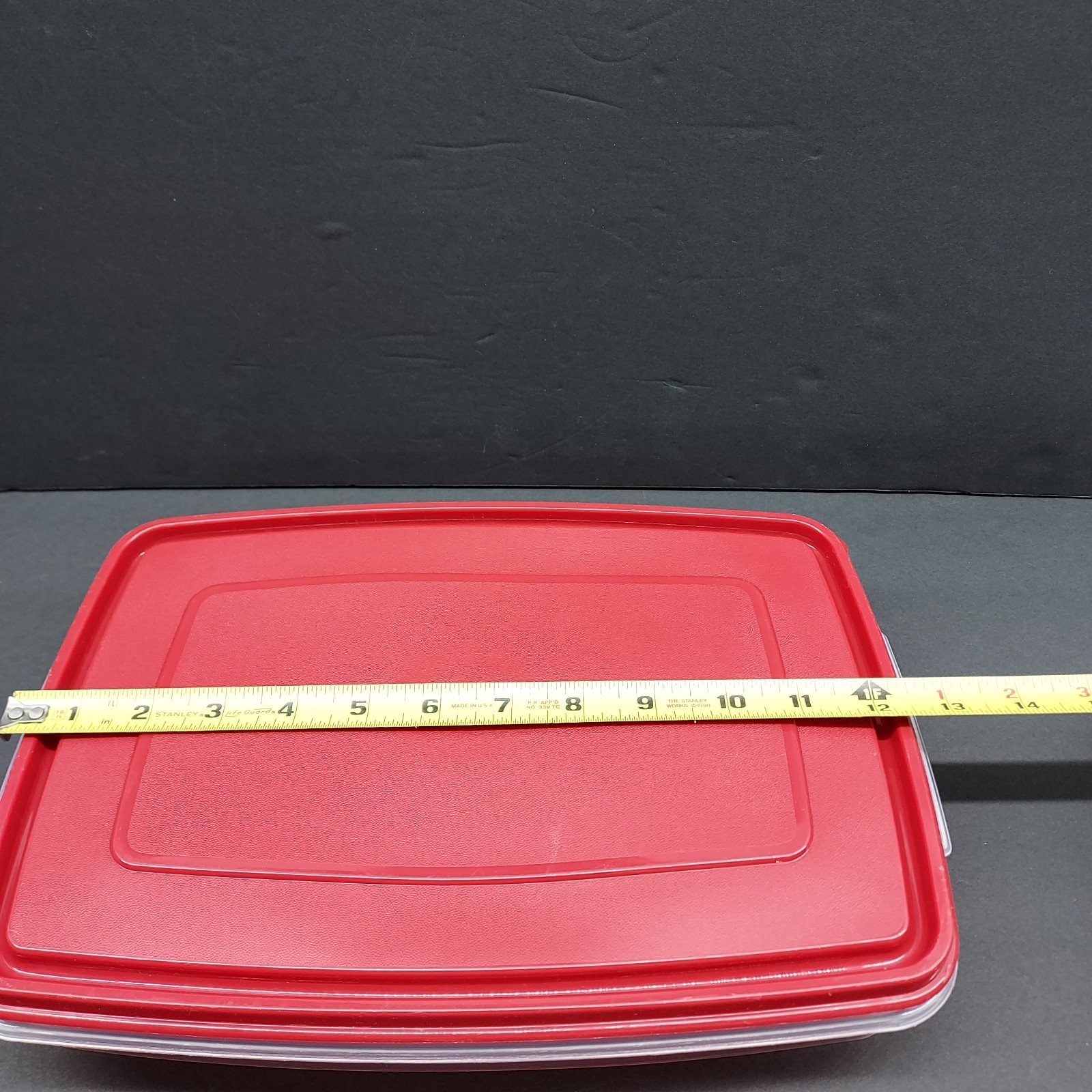 Sheer Rubbermaid Servin’ Saver 20 Deviled Egg Keeper Container Red Lid #7