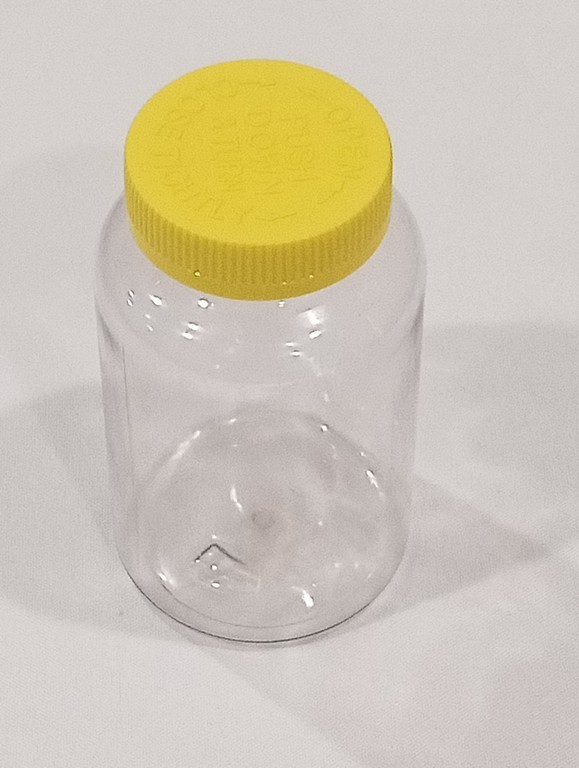 18 oz Plastic Jars W/ Leak Proof Lid Lot of 8 Food Craft Storage Clear Container