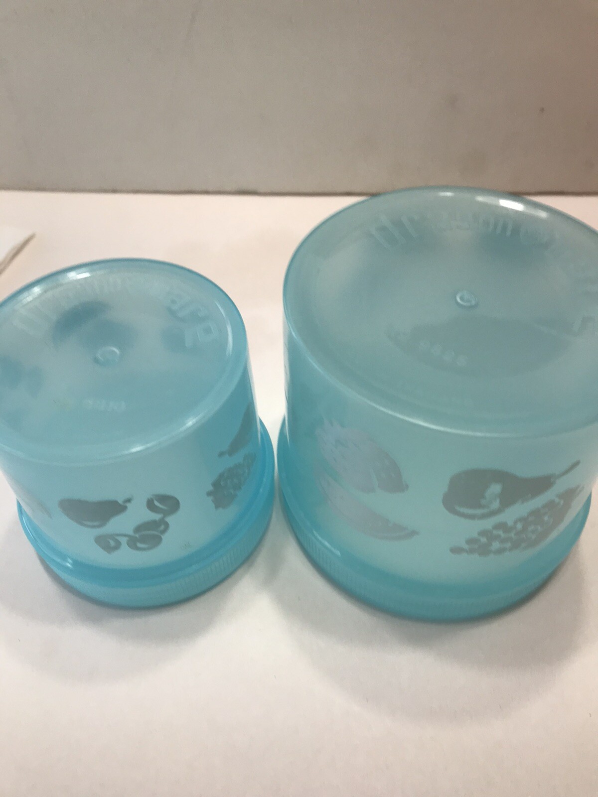 2 Stacking Vtg Food Fruit Storage Containers Blue Screw On Lids Dragon ware USA