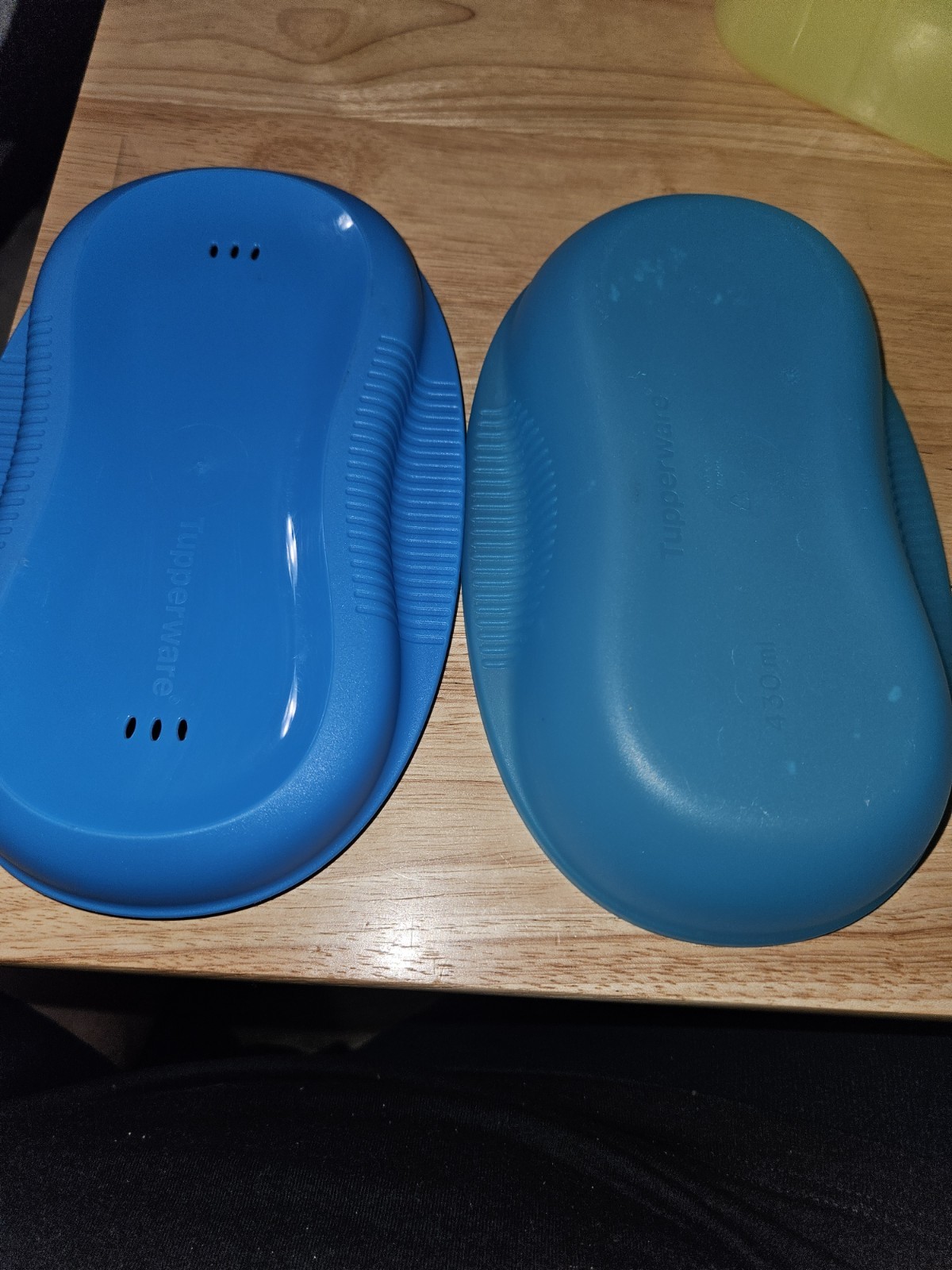 Blue Plastic Omletee Maker , 850ml, Vented Lid, 1-Piece Set