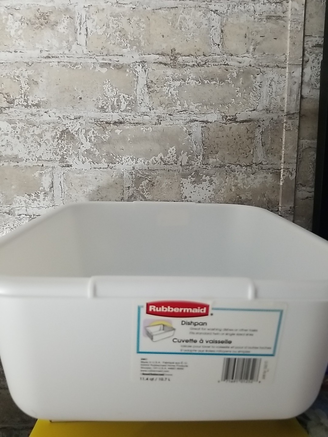 Rubbermaid Foot Tub White 11.4 qt / 10.7 L