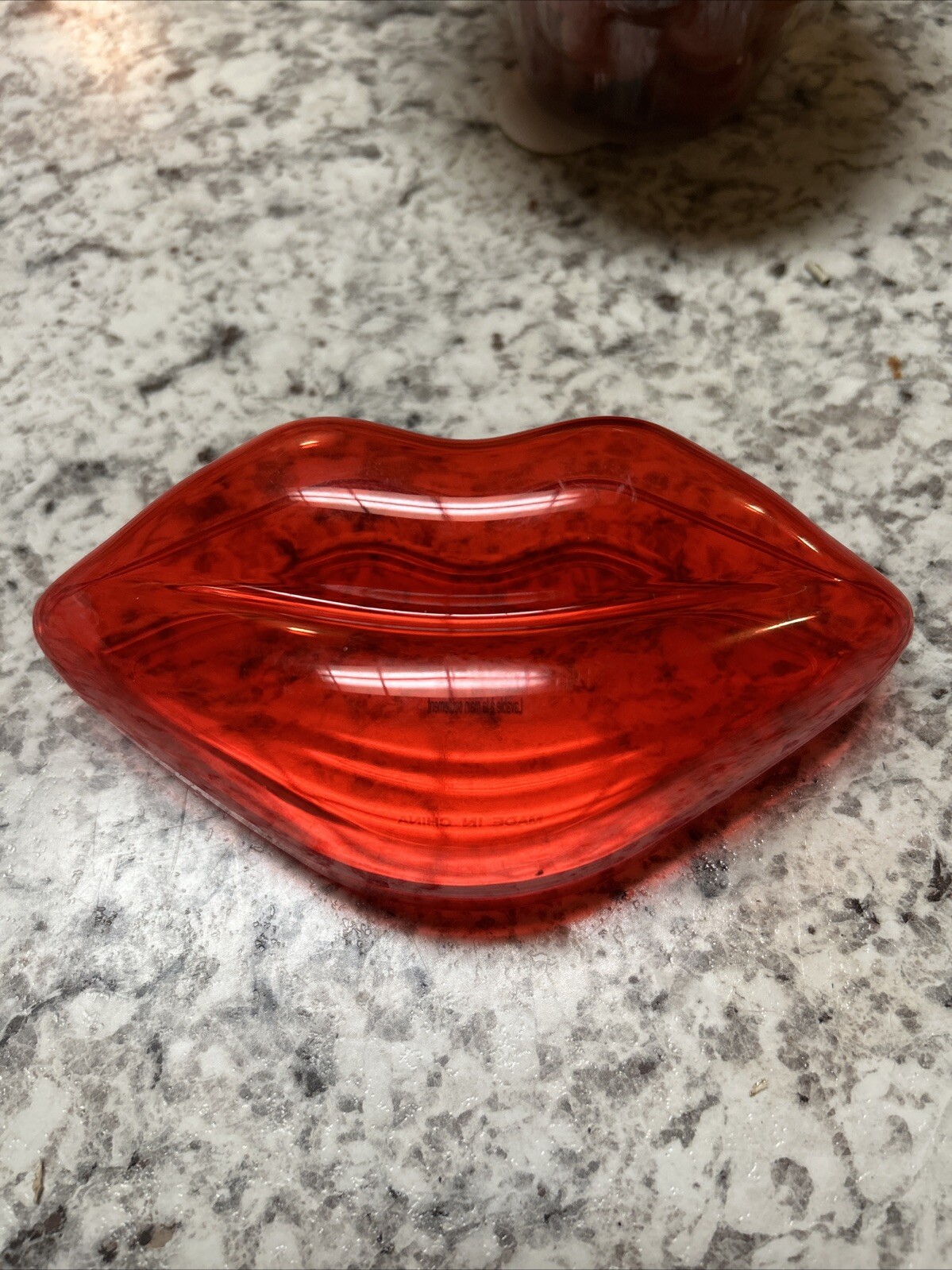 Clear Red Plastic Lips Container with Lid Amscan