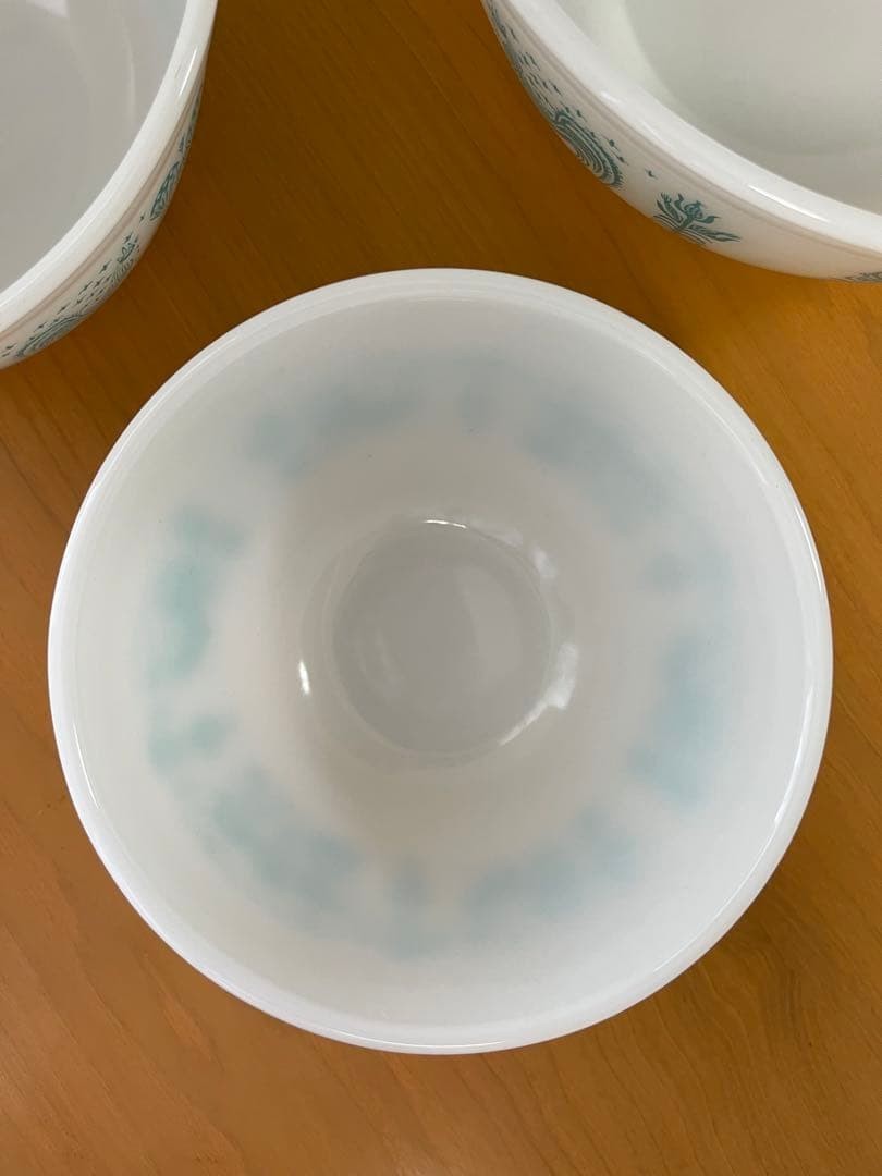 Old Pyrex Glass Butter Print Mixing Bowl L M S Set Vintage Booklet