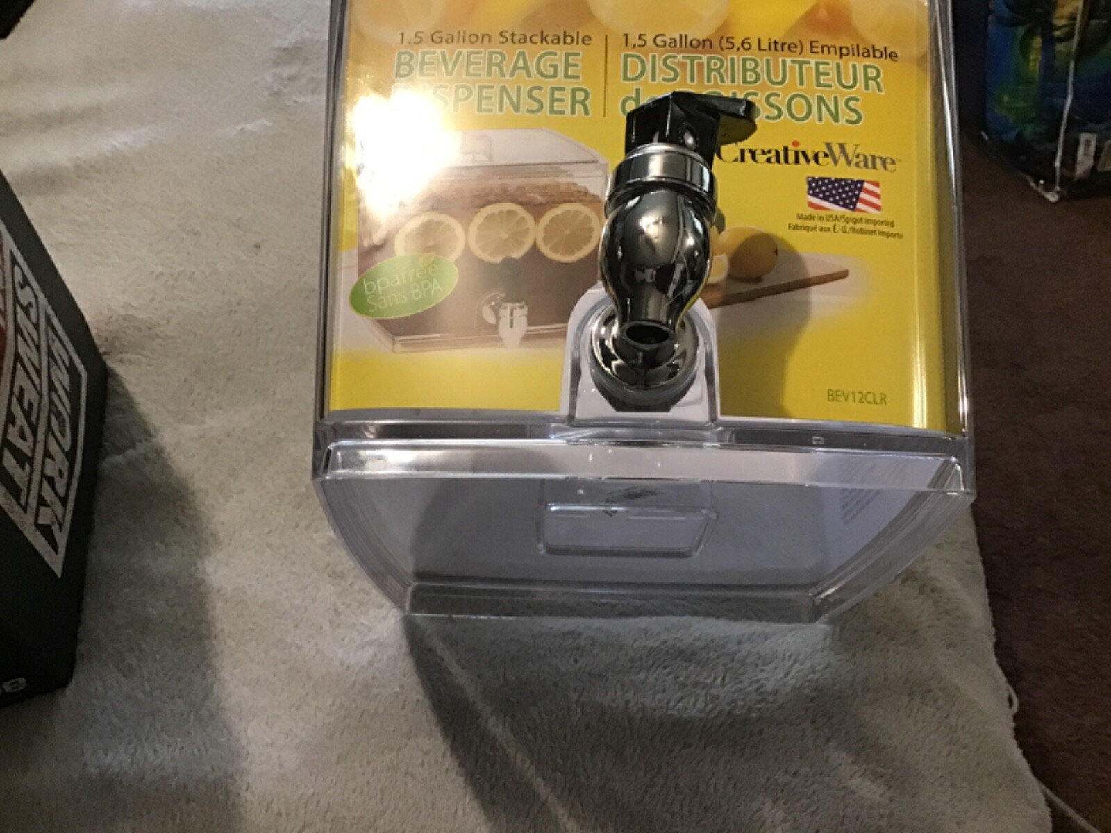 creative ware beveage dispenser 1.5 gallons clear size 8 x8 in.