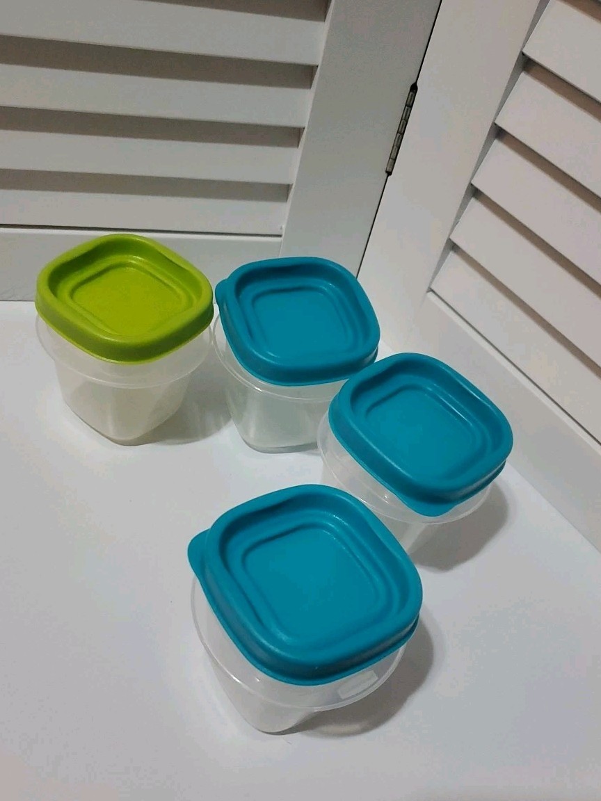 Vtg Rubbermaid 7J53 4oz Containers Lot 5 Dark Teal Lime Green Lids Set Rare