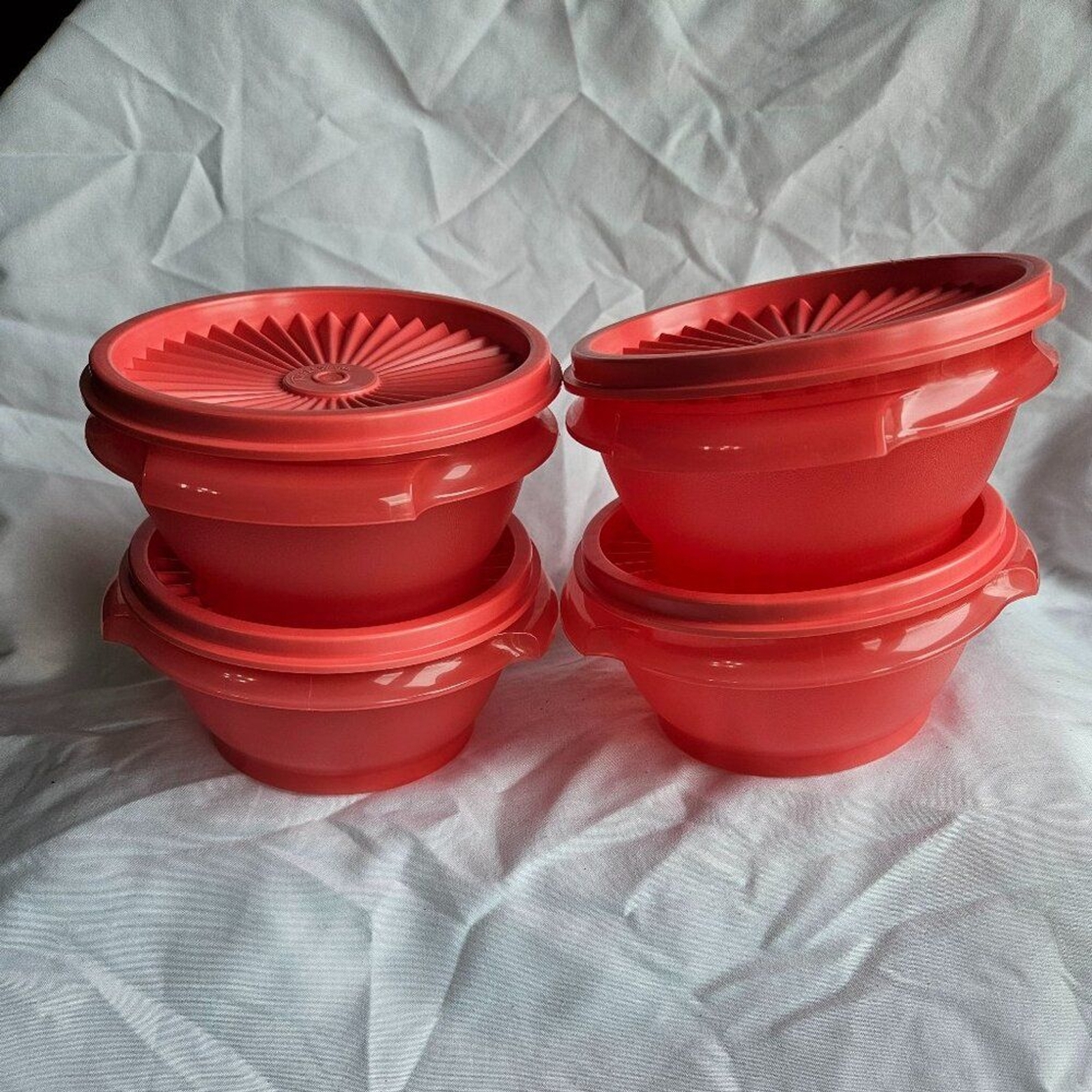 Tupperware Servalier Bowls 10 oz. Set of 4 in Watermelon color