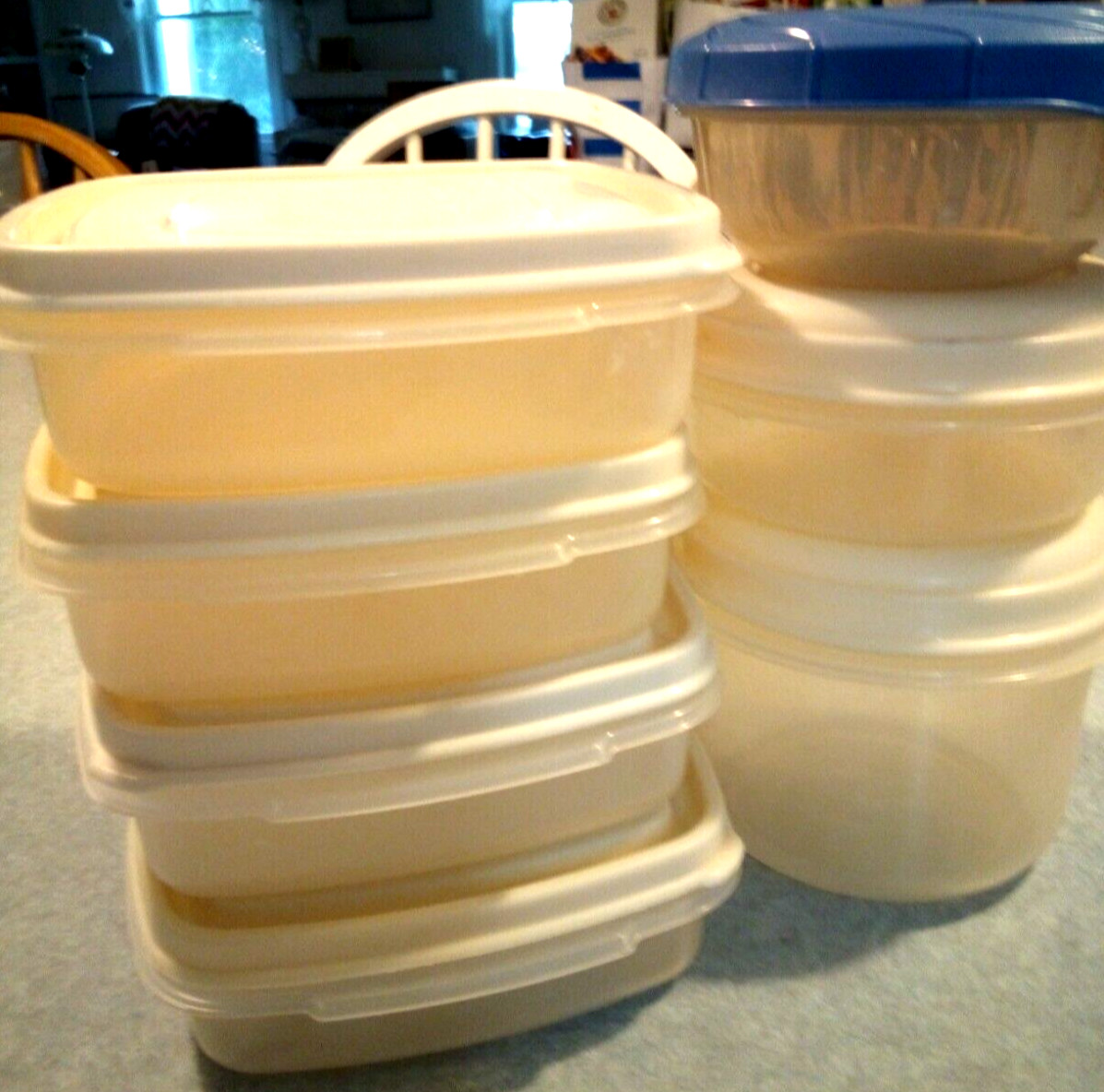 Vintage Set of 7 (14 piece) Rubbermaid Servin’ Saver containers w lids FREE Ship