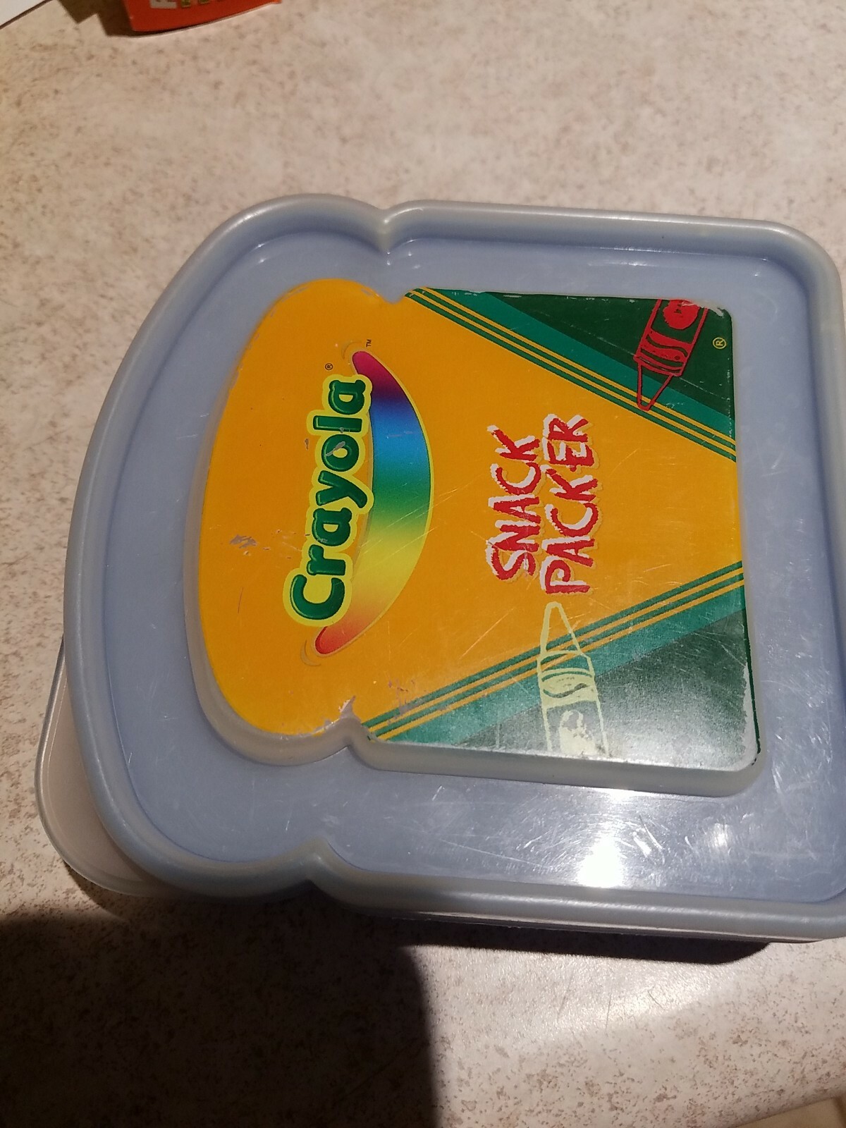 Crayola Snack Sandwich Packer Container Kid’s Love Crayons – Blue 2003 EUC