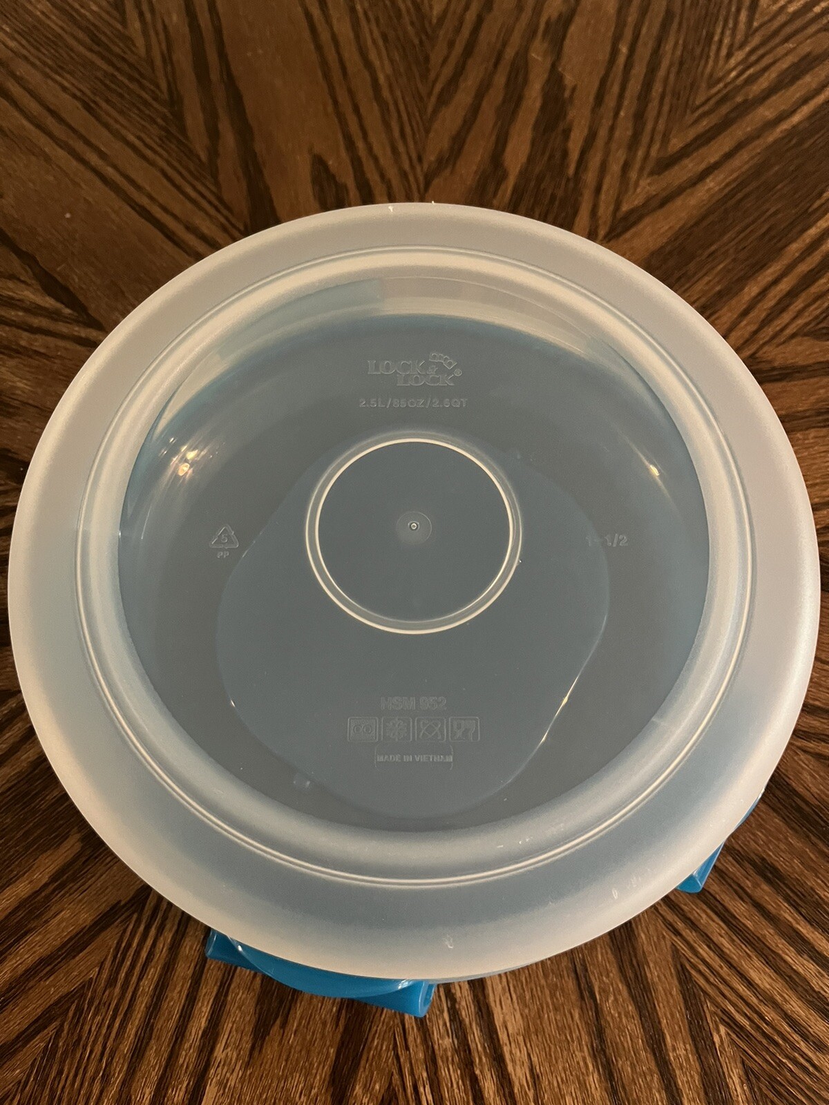 Large 2.5 QT “Lock & Lock” Handled Bowl Food Storage Container