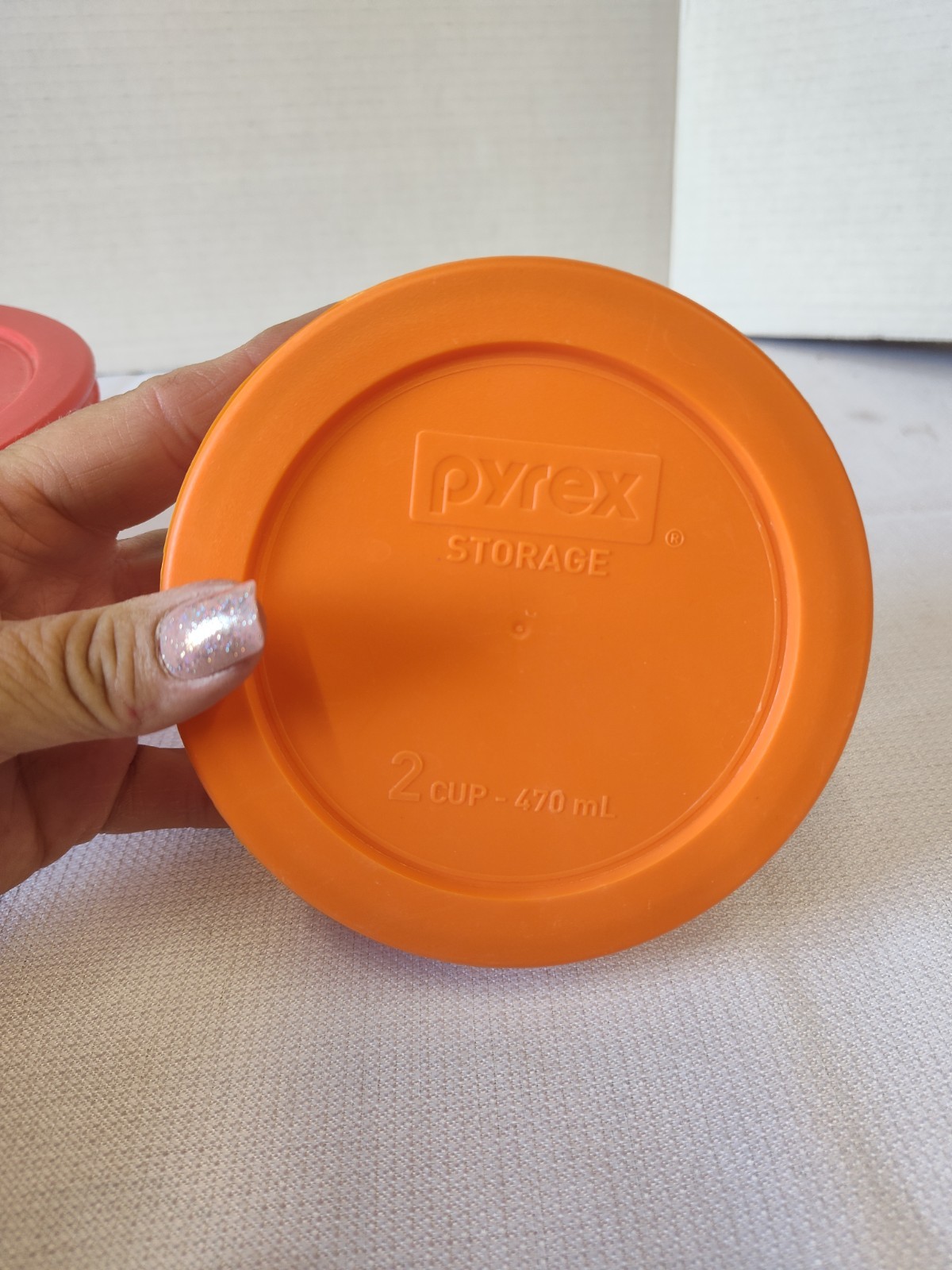 Pyrex Simply Store Glass Containers 7 Cup and 2 Cup Bowls with Lids Set of 2