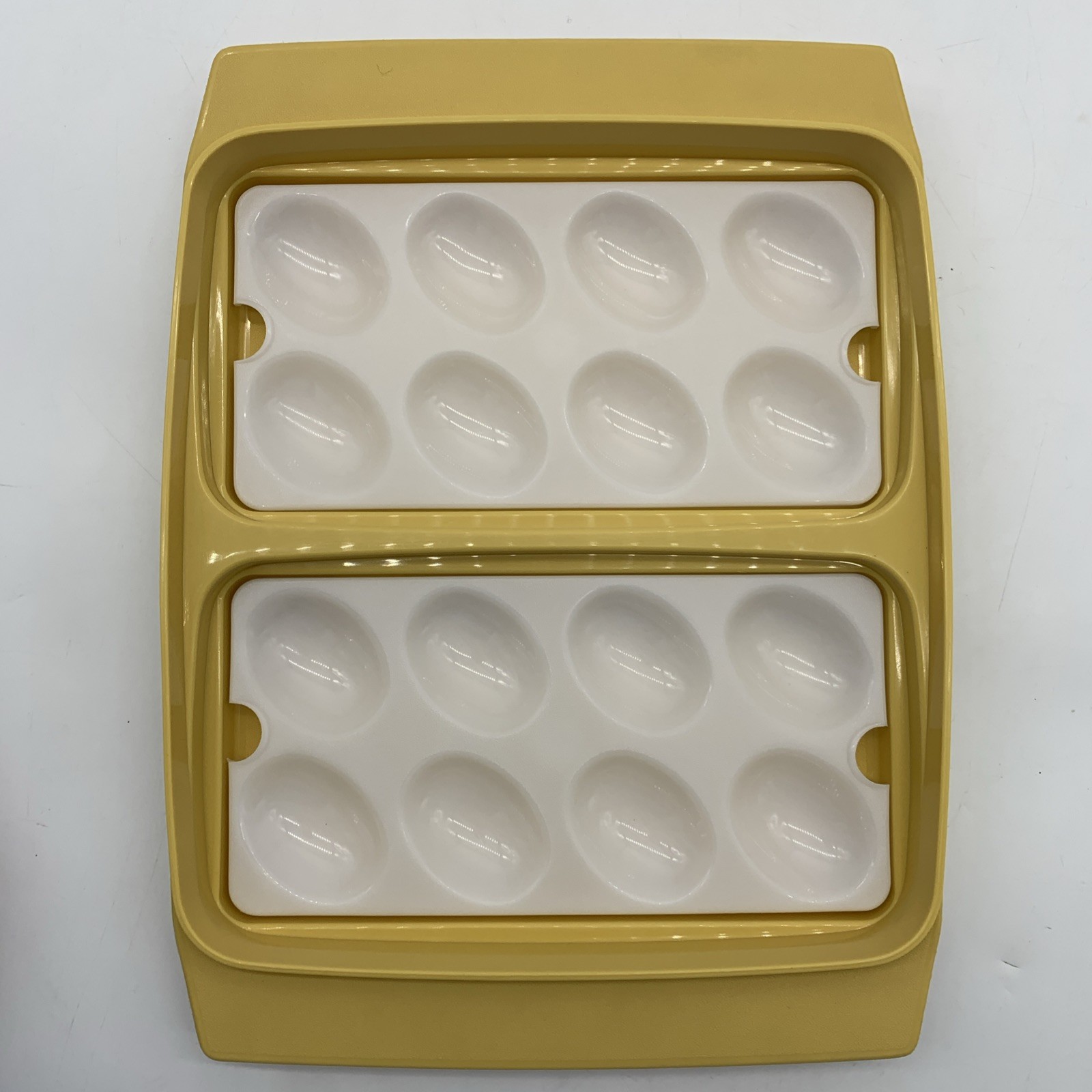 Tupperware Lot of 3 Deviled Egg Holder 723 Deli Keeper 816 Stow n Go 767 Storage