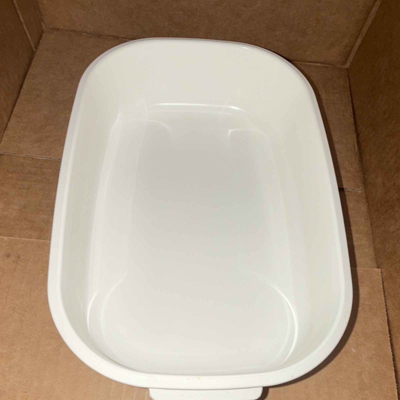 SuperSeal 16L Rectangular Plastic Storage Container w/ Snap Lid & Insert set