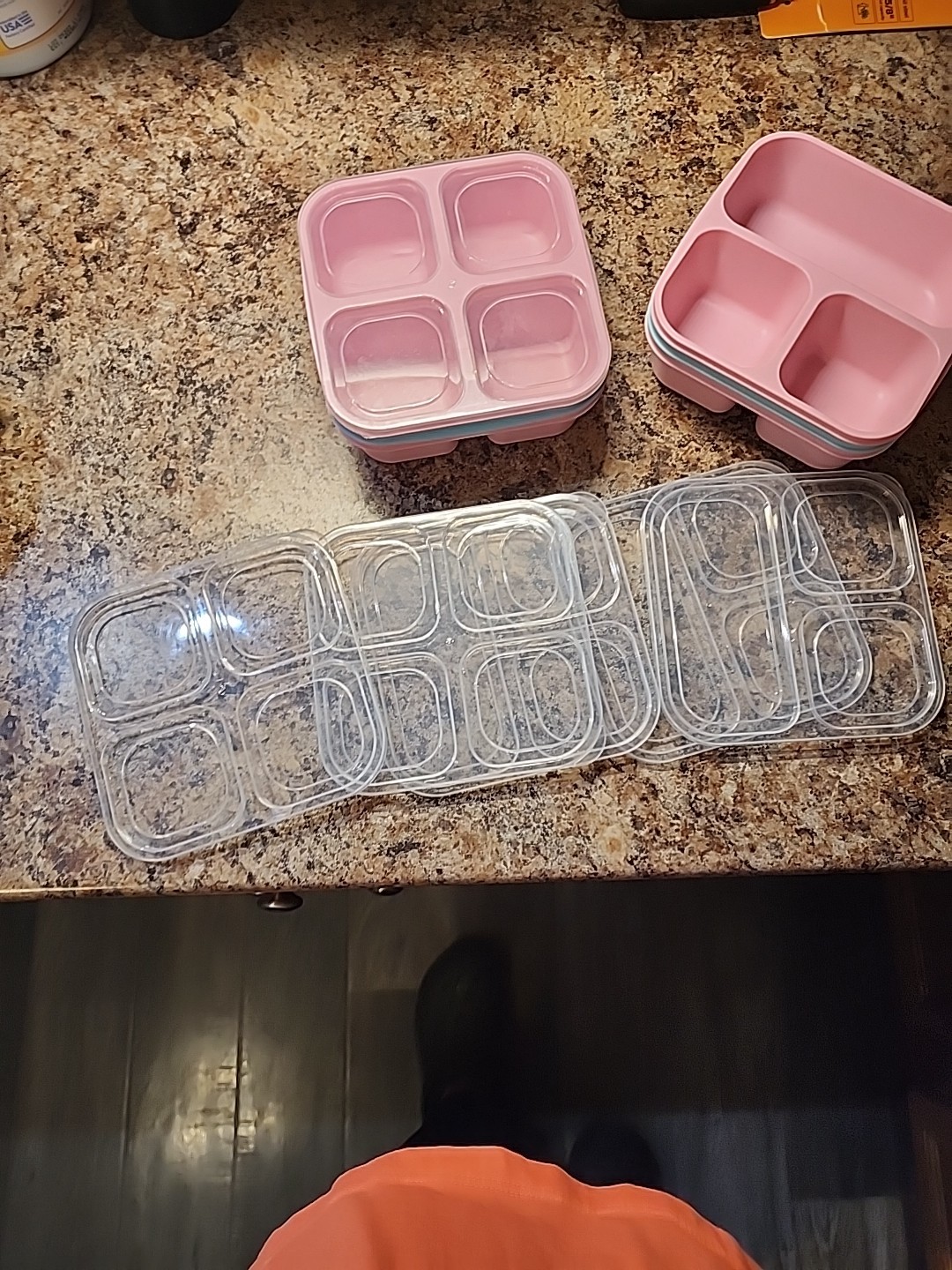 4x 4 Section To-Go Food Containers + Lids