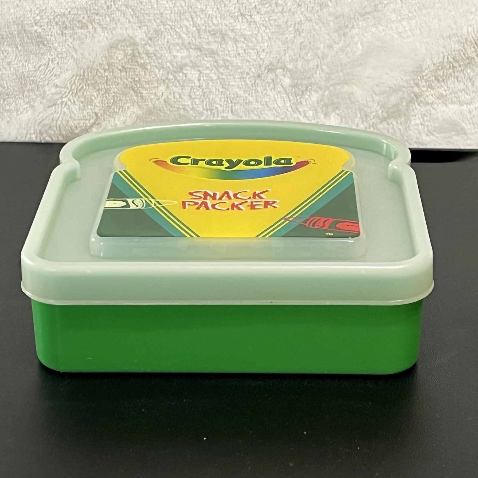 Crayola Snack Packer Sandwich Food Lunch Lunchbox Container Storage Green