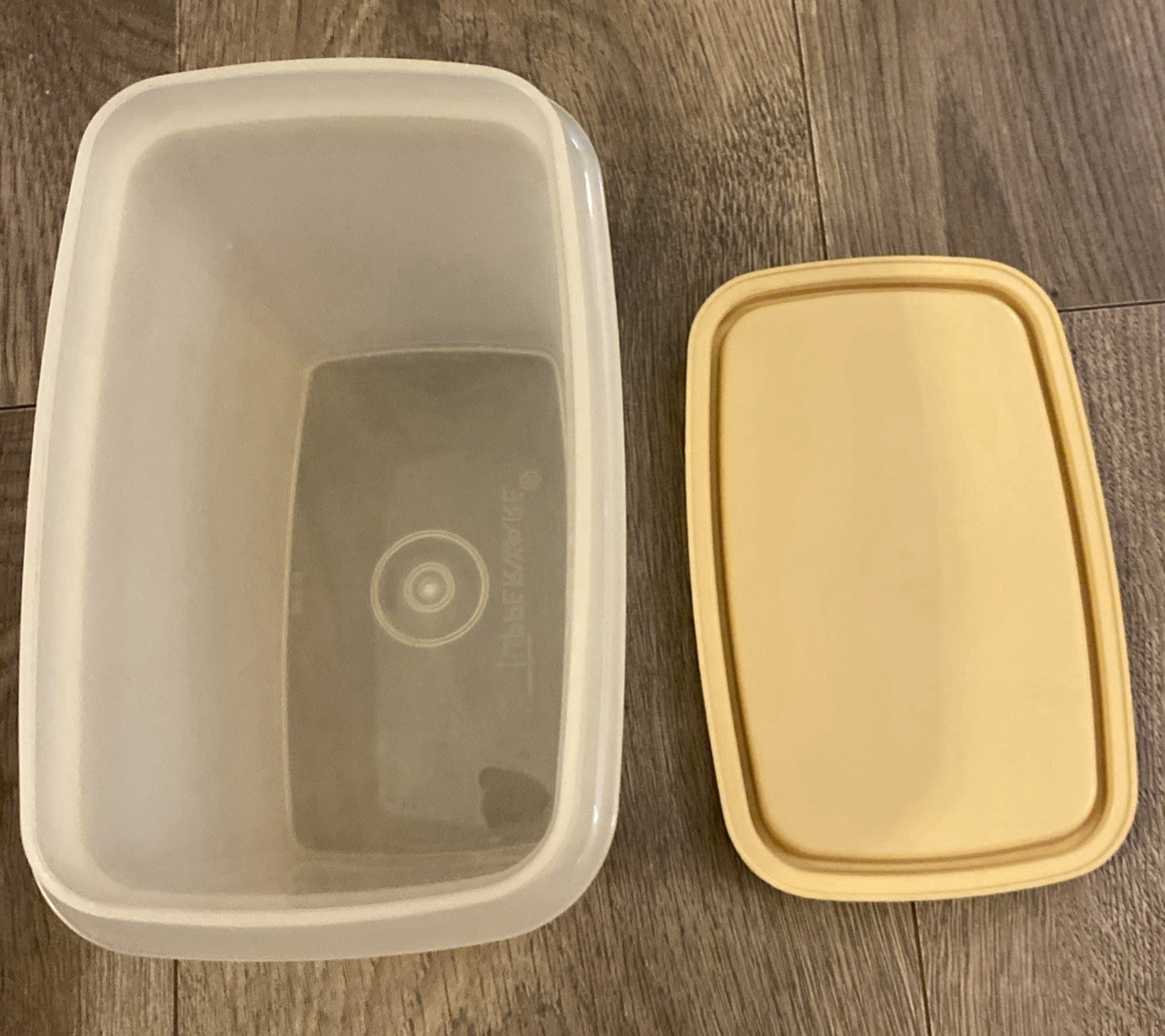 Tupperware Yellowish Lid W Clear Storage Rectangle Container 6×4.5x4x4” Vtg EUC
