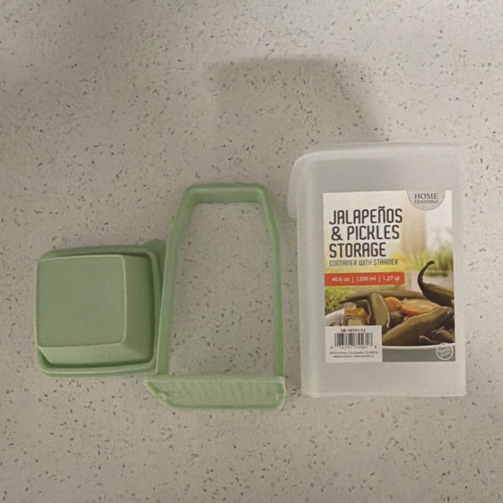 Home Essentials 40.6 oz Green Plastic Storage Container w/ Strainer & Snap Lid