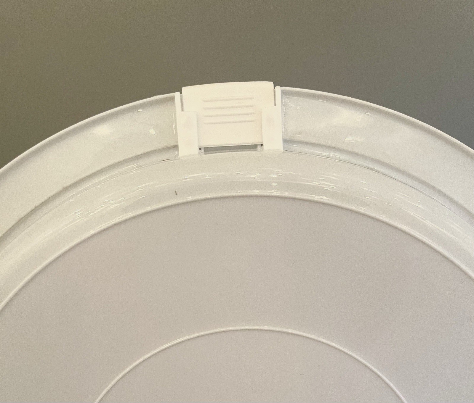 2 Cake Carriers w Lids Handles Reusable Keeper Container Tray Bake Sale Caterer