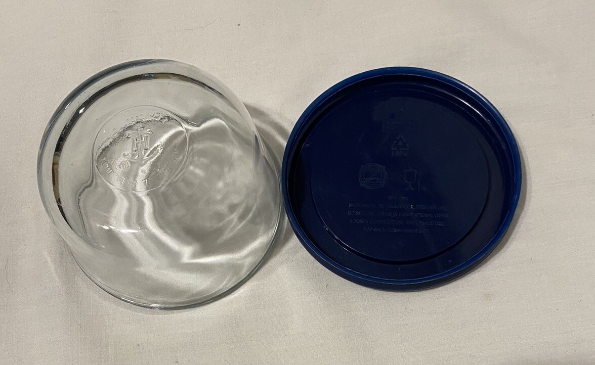 Anchor Clear Glass Container 1 cup 236mL Blue Plastic Lid Made USA