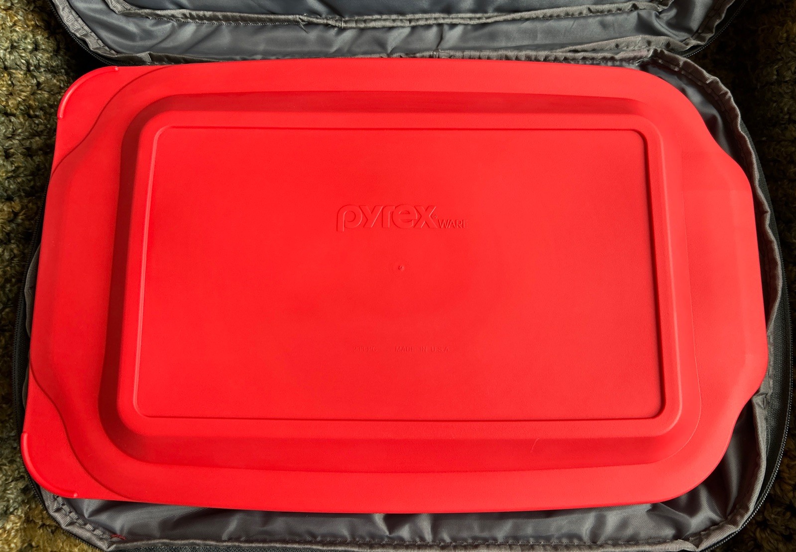 3-QT Pyrex Glass Food Storage Containers Carrier Bag Bakeware Dish Cold Hot Pack